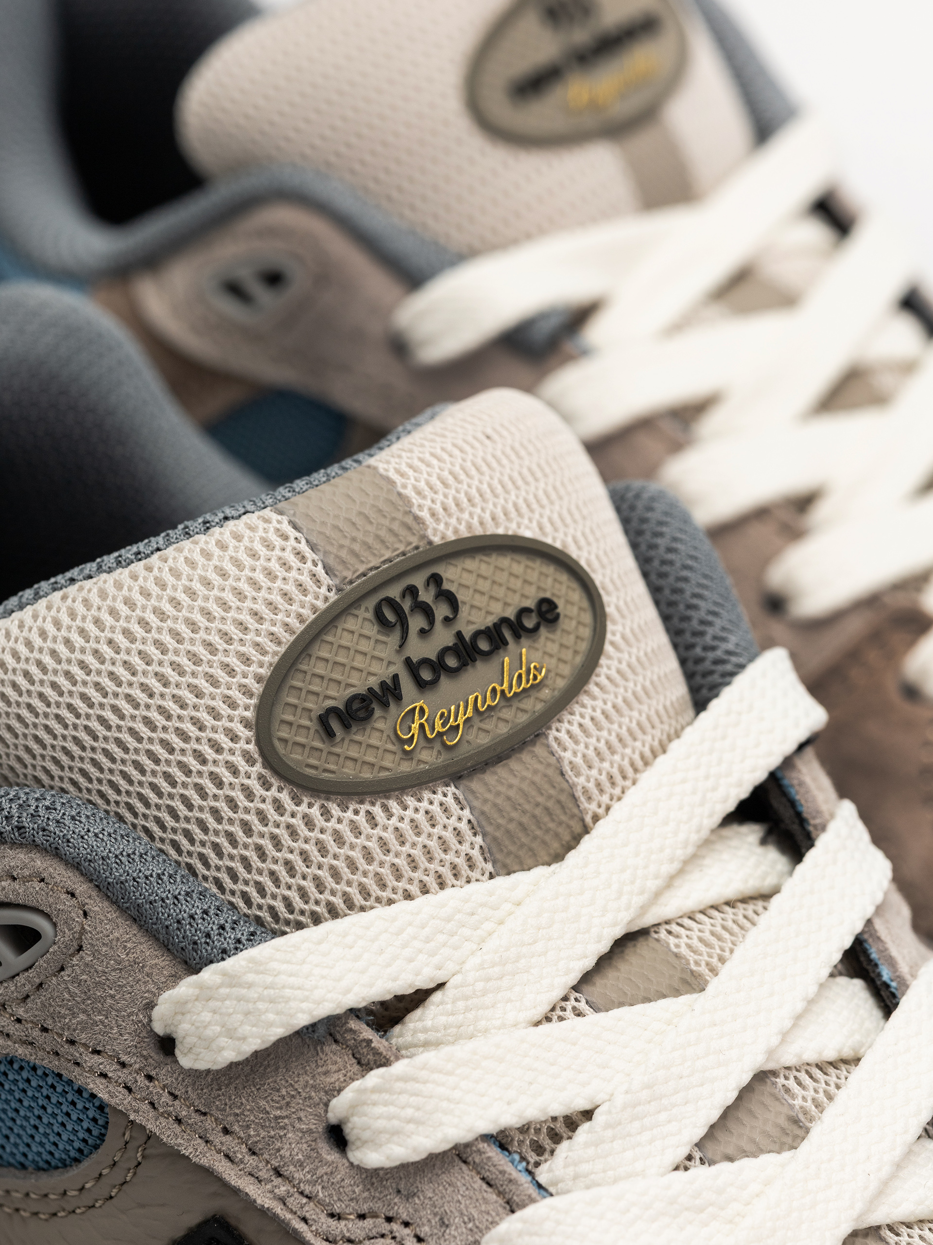 Topánky New Balance 933 (mushroom/still water)