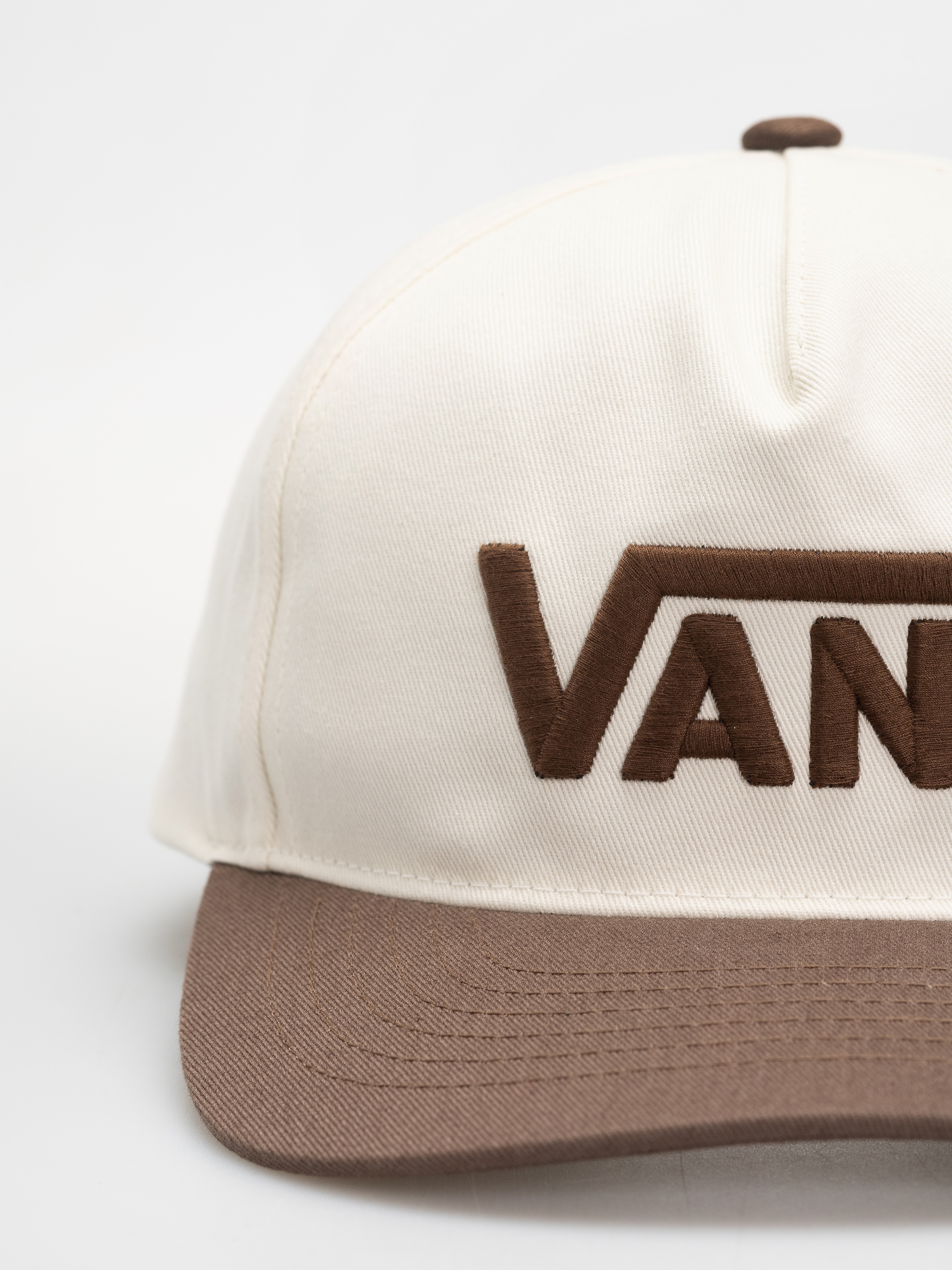 Šiltovka Vans Drop V Logo Snapback (vintage cocoa)