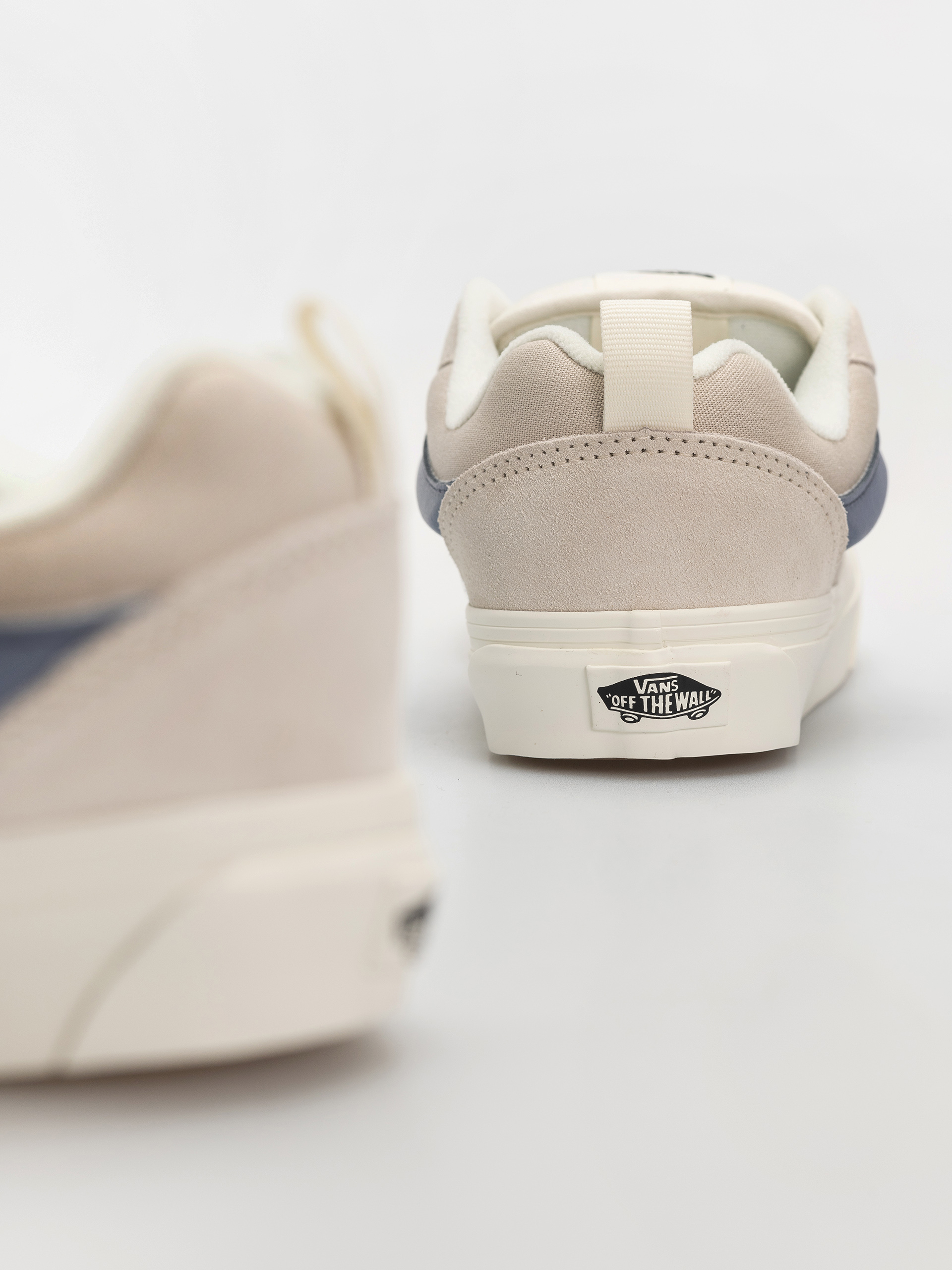 Topánky Vans Knu Skool (taupe)