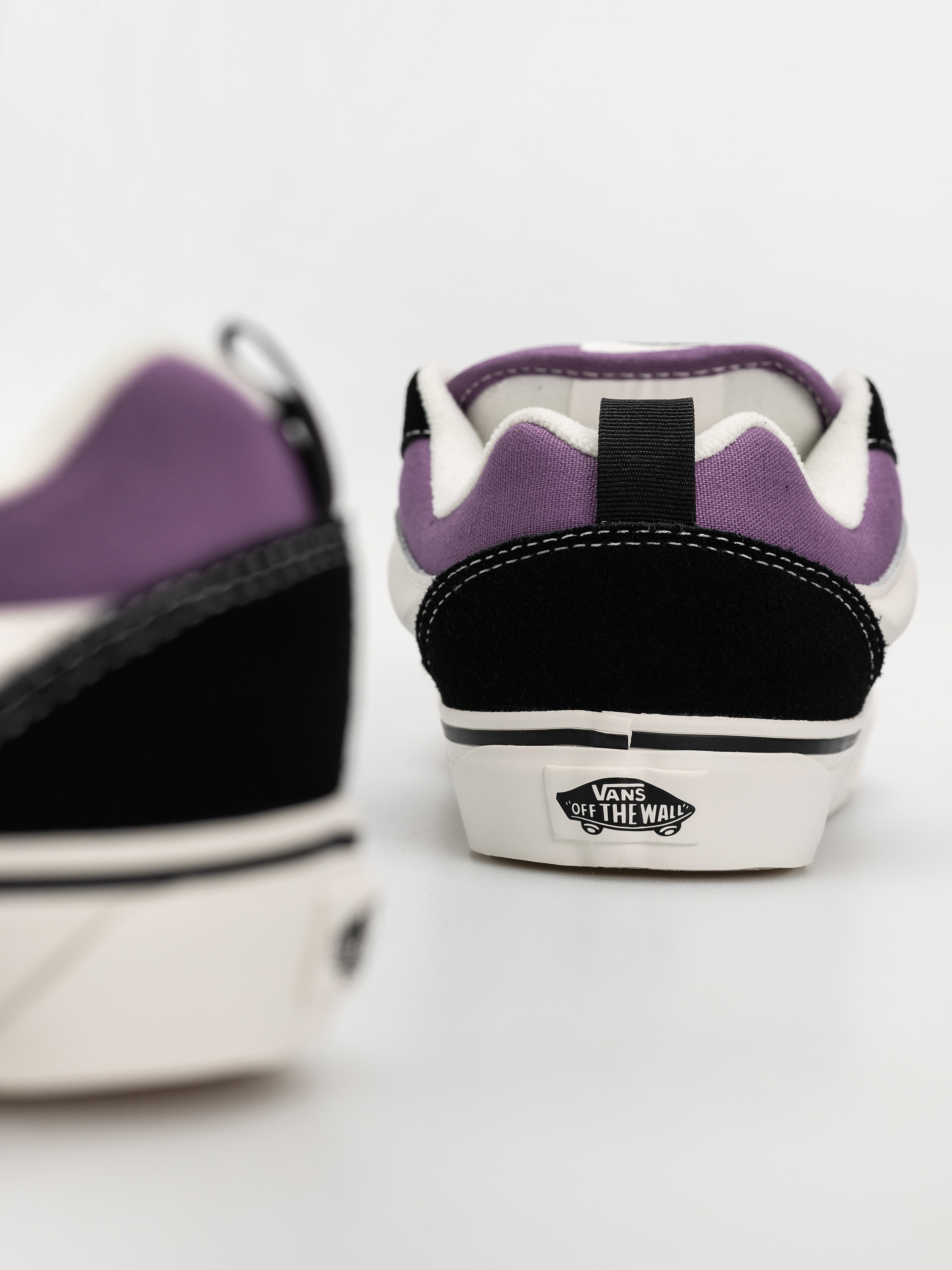 Topánky Vans Knu Skool (purple/black)
