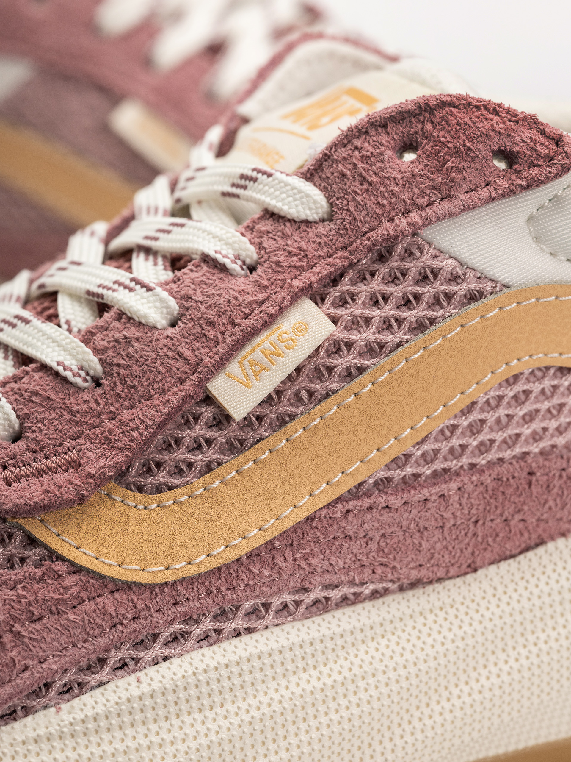 Topánky Vans Ultrarange Neo 2.0 (dusky rose)