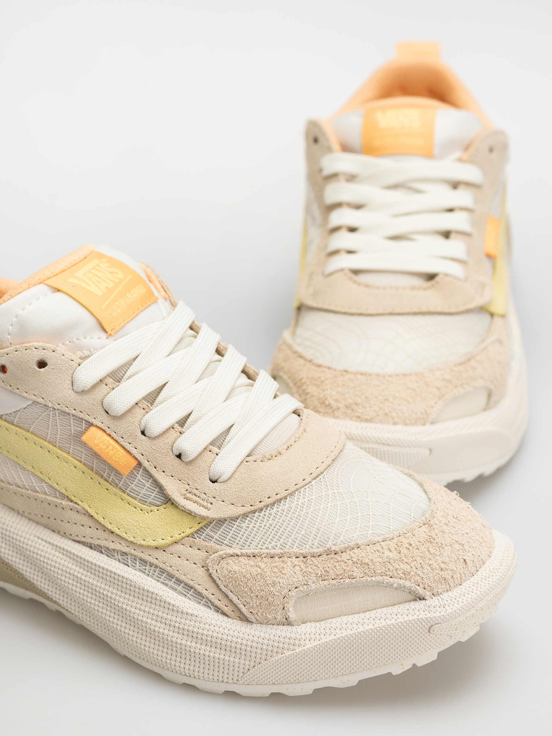 Topánky Vans Ultrarange Neo 2.0 (creme brulee/ye)