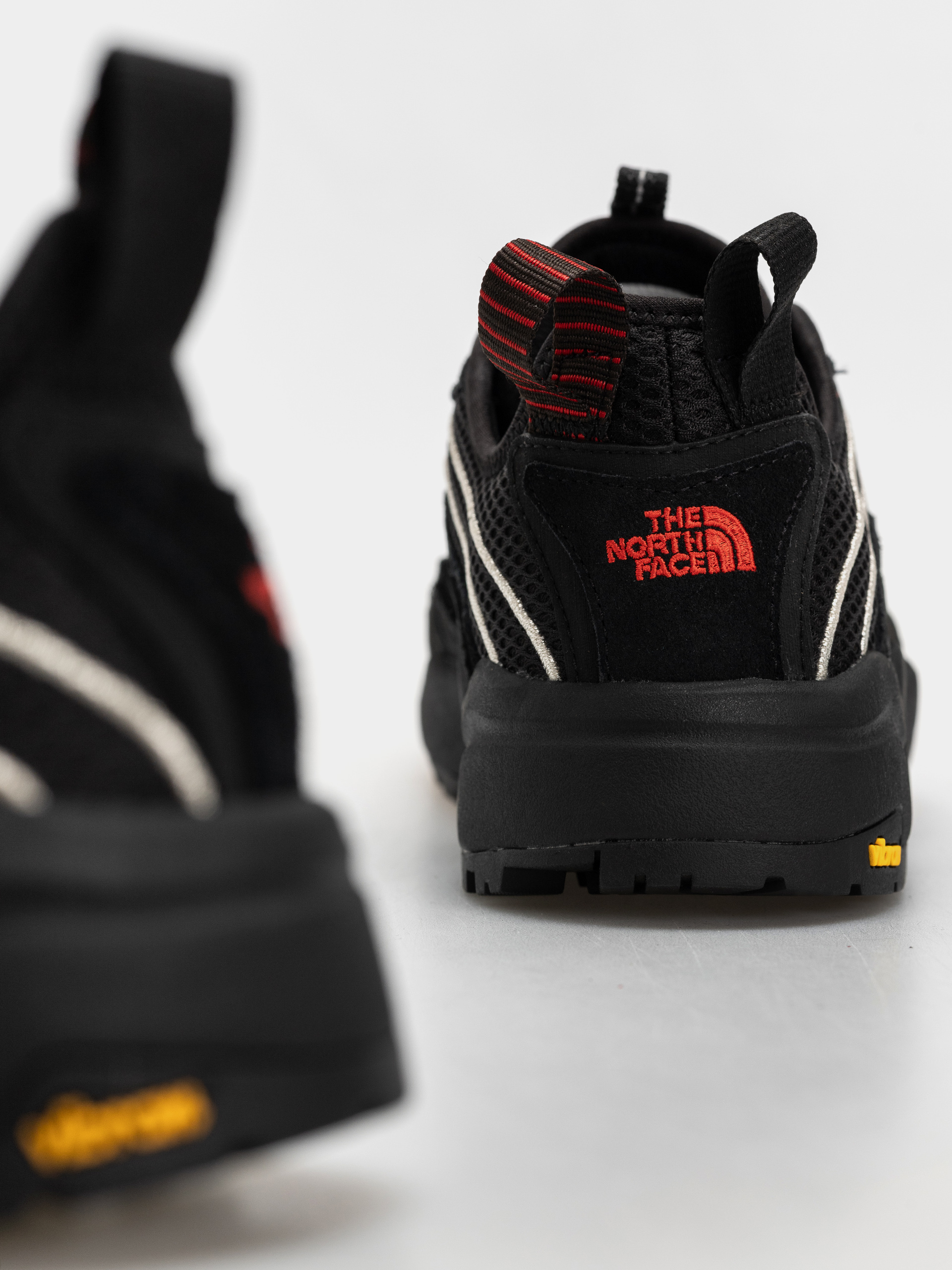 Topánky The North Face Clyffe Ultra (tnf blk/tnf red)