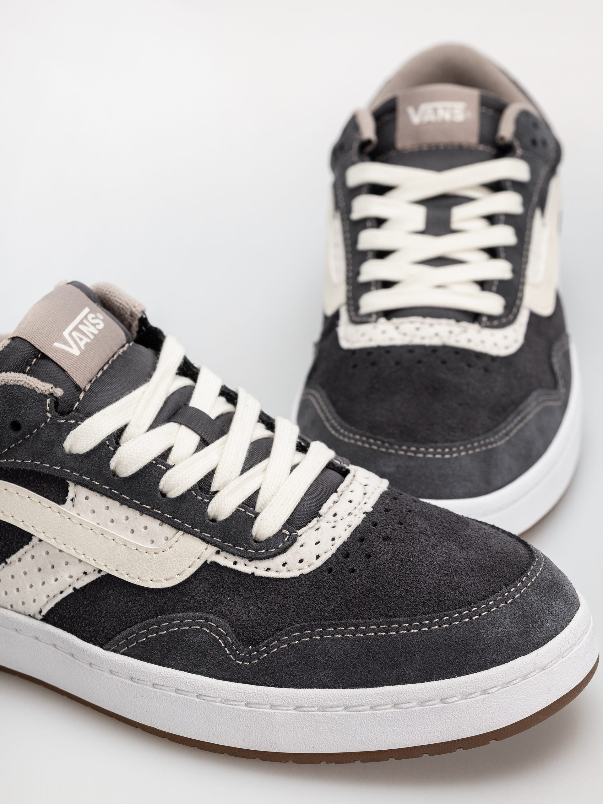 Topánky Vans Cruze 3.0 (gray/marshmallo)