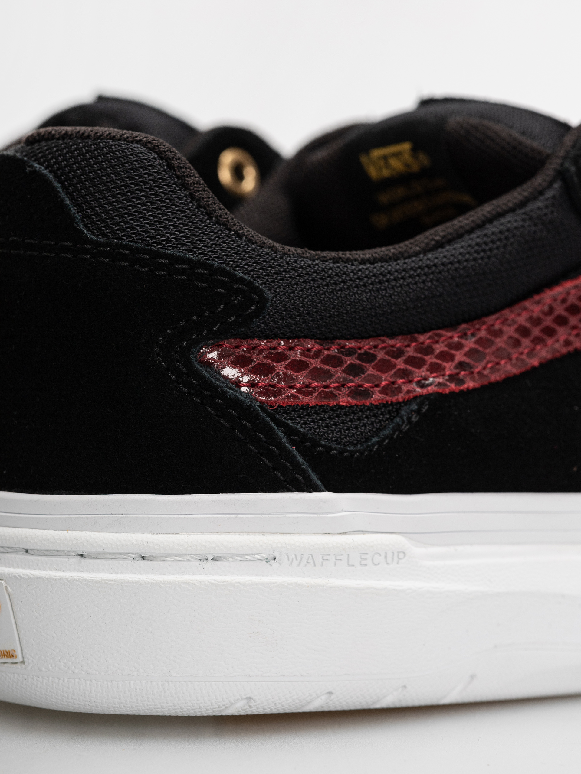 Topánky Vans Skate Kyle Walker (python black)