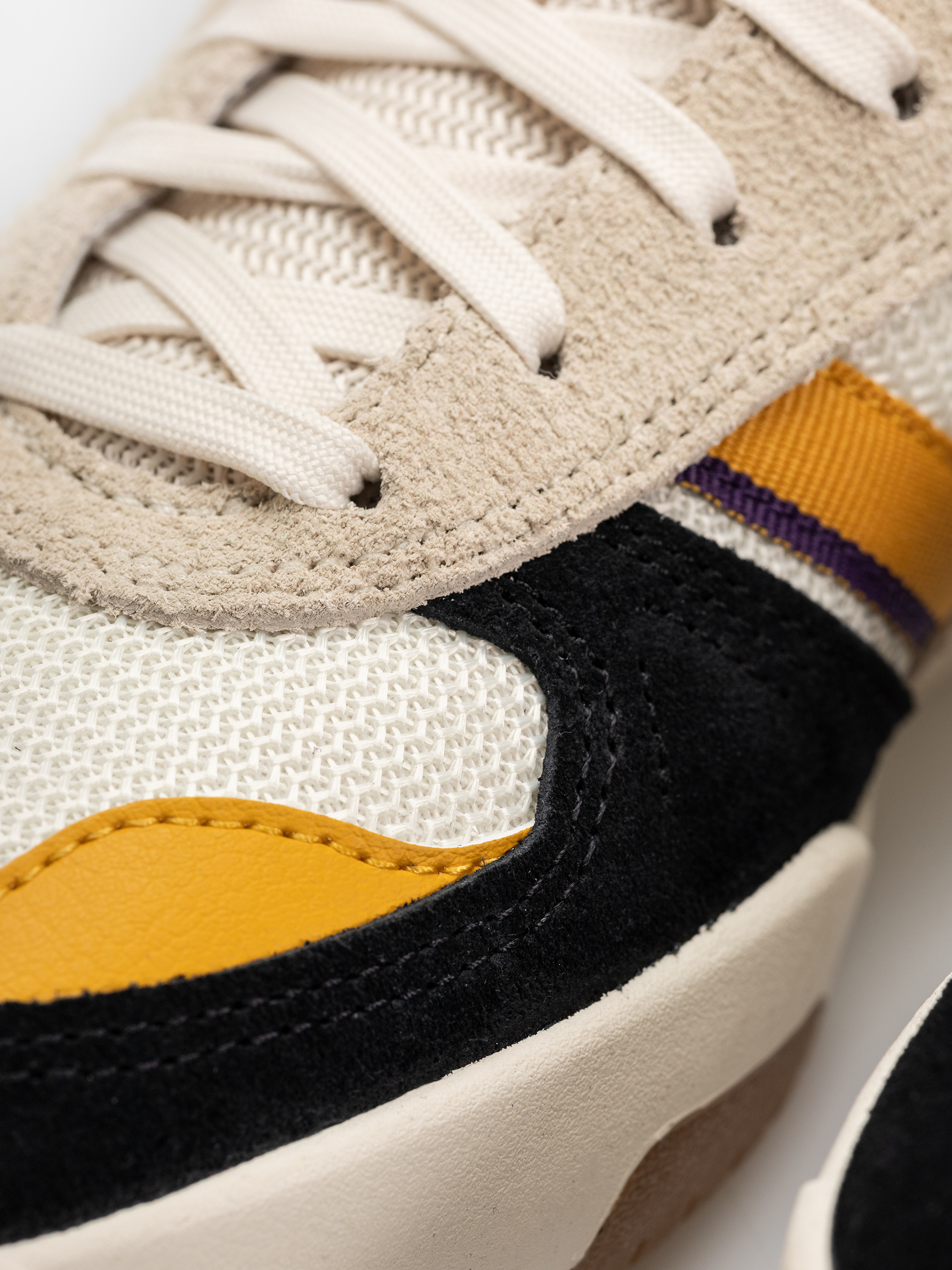 Topánky adidas Tekkira Cup (crewht/owhite/crewht)