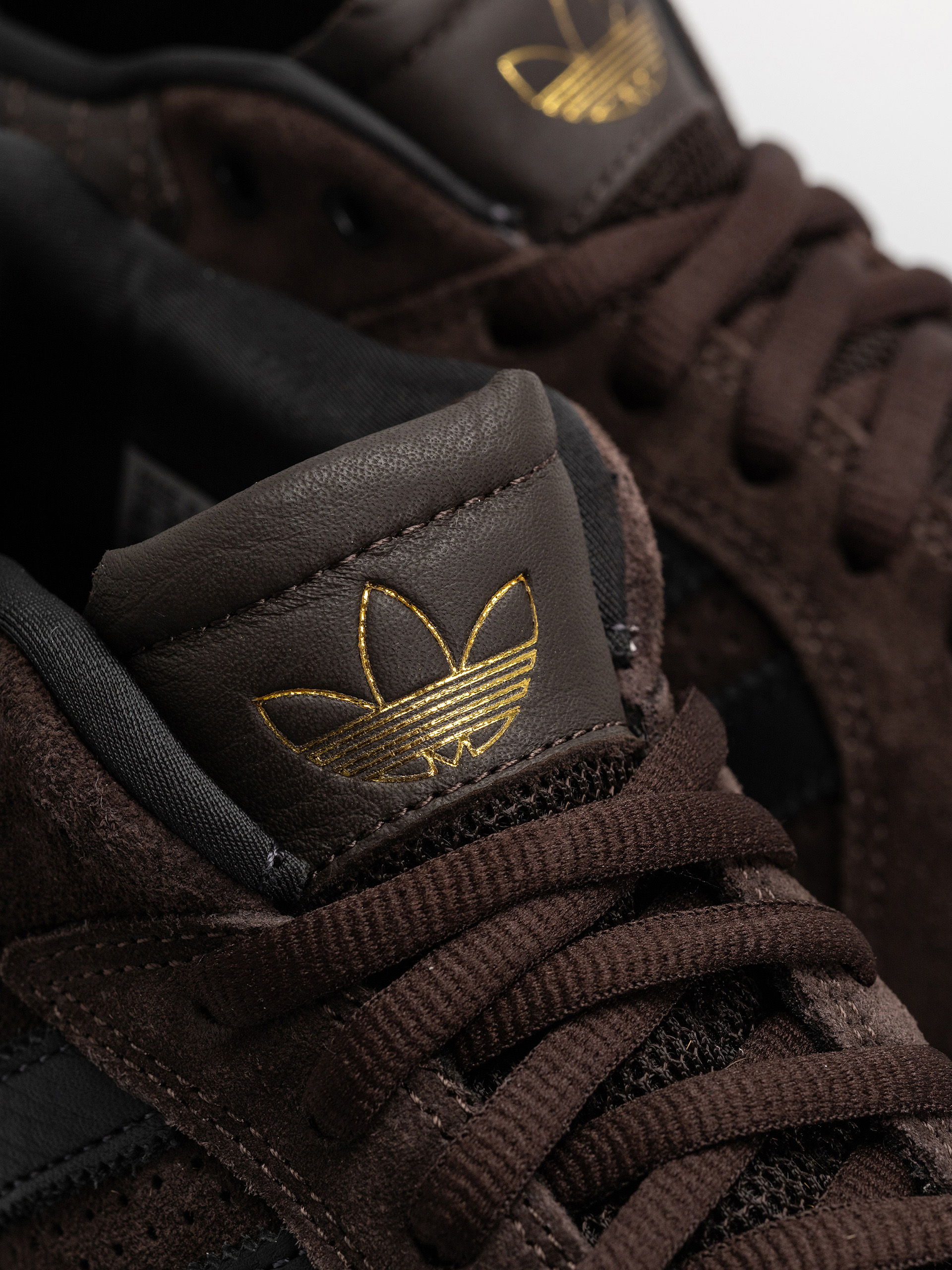 Topánky adidas Tyshawn (carbon/carbon)