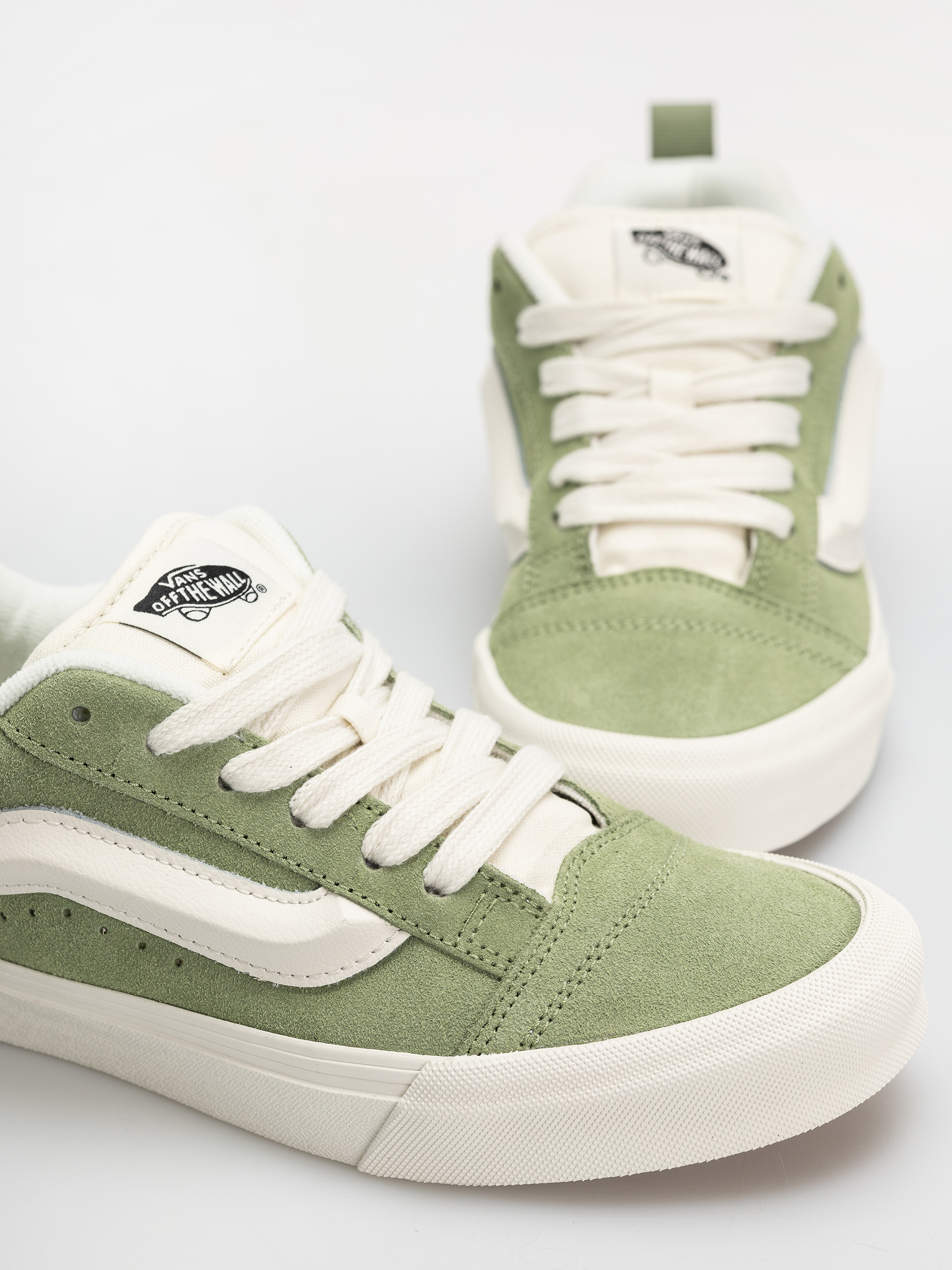 Topánky Vans Knu Skool (suede neutral olive)