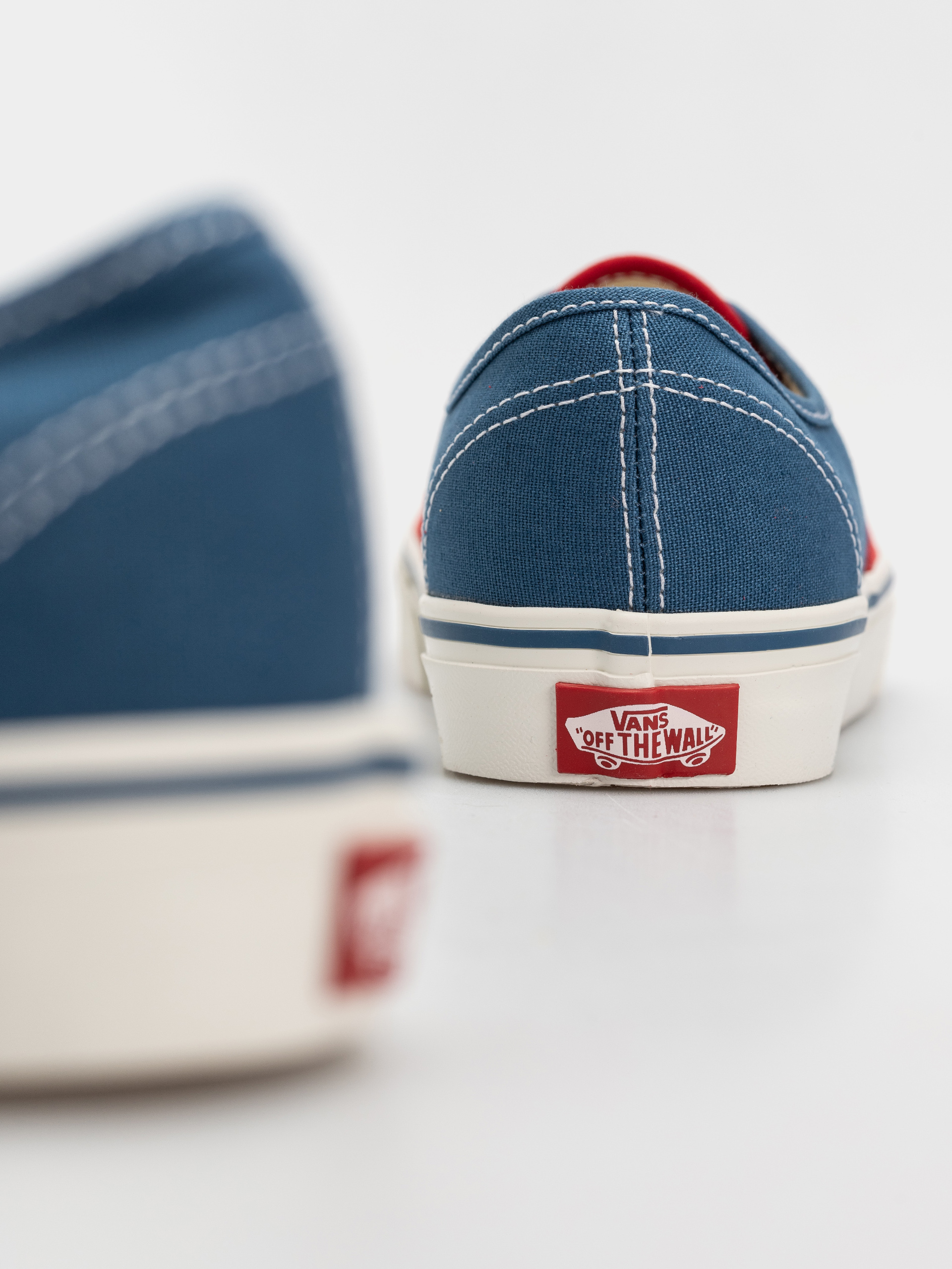 Topánky Vans Authentic (racing red)