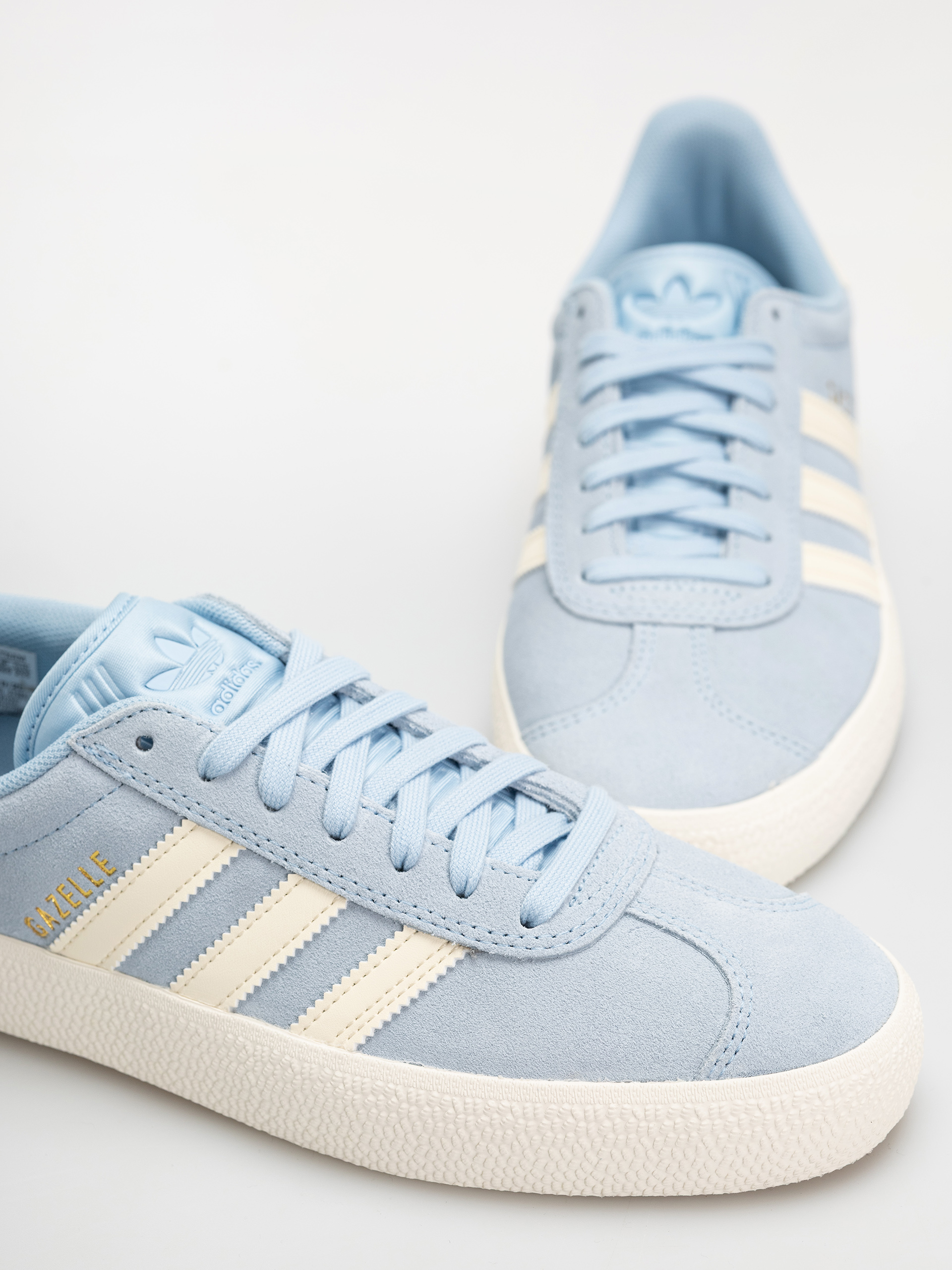 Topánky adidas Gazelle Adv (clesky/crewht/cwhite)