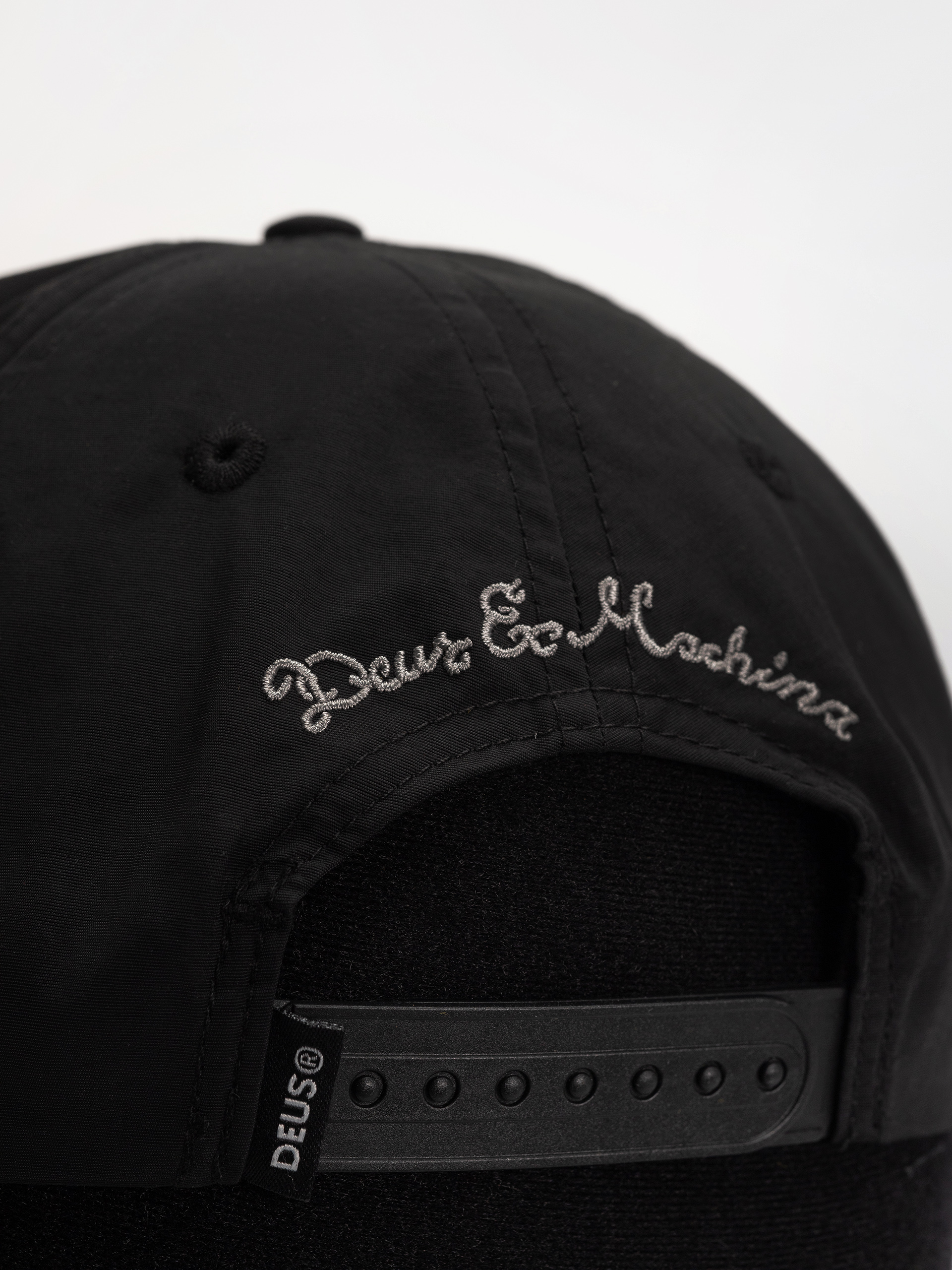 Šiltovka Deus Ex Machina Shield Nylon (black)