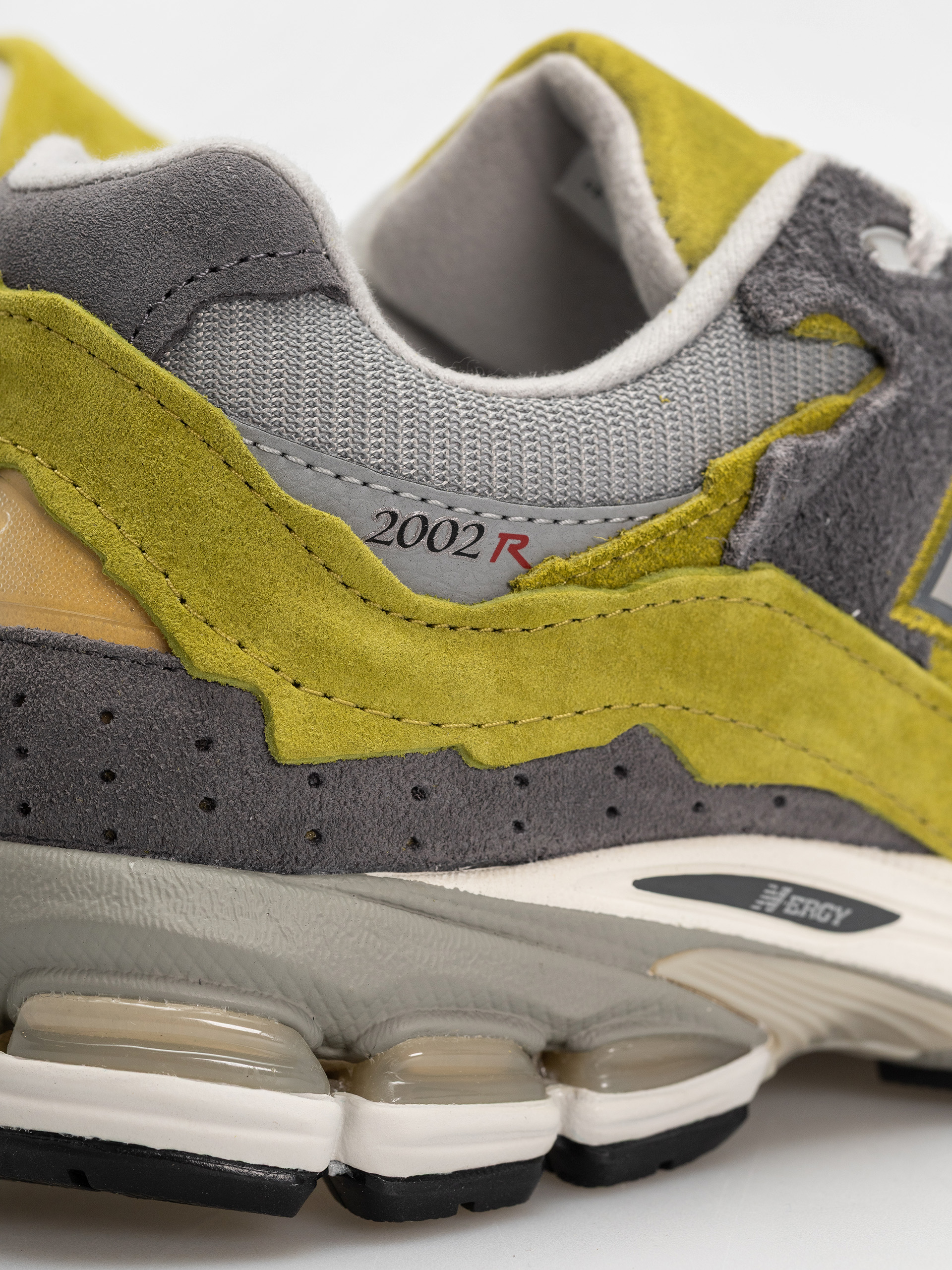 Topánky New Balance 2002 (sea moss/raincloud)