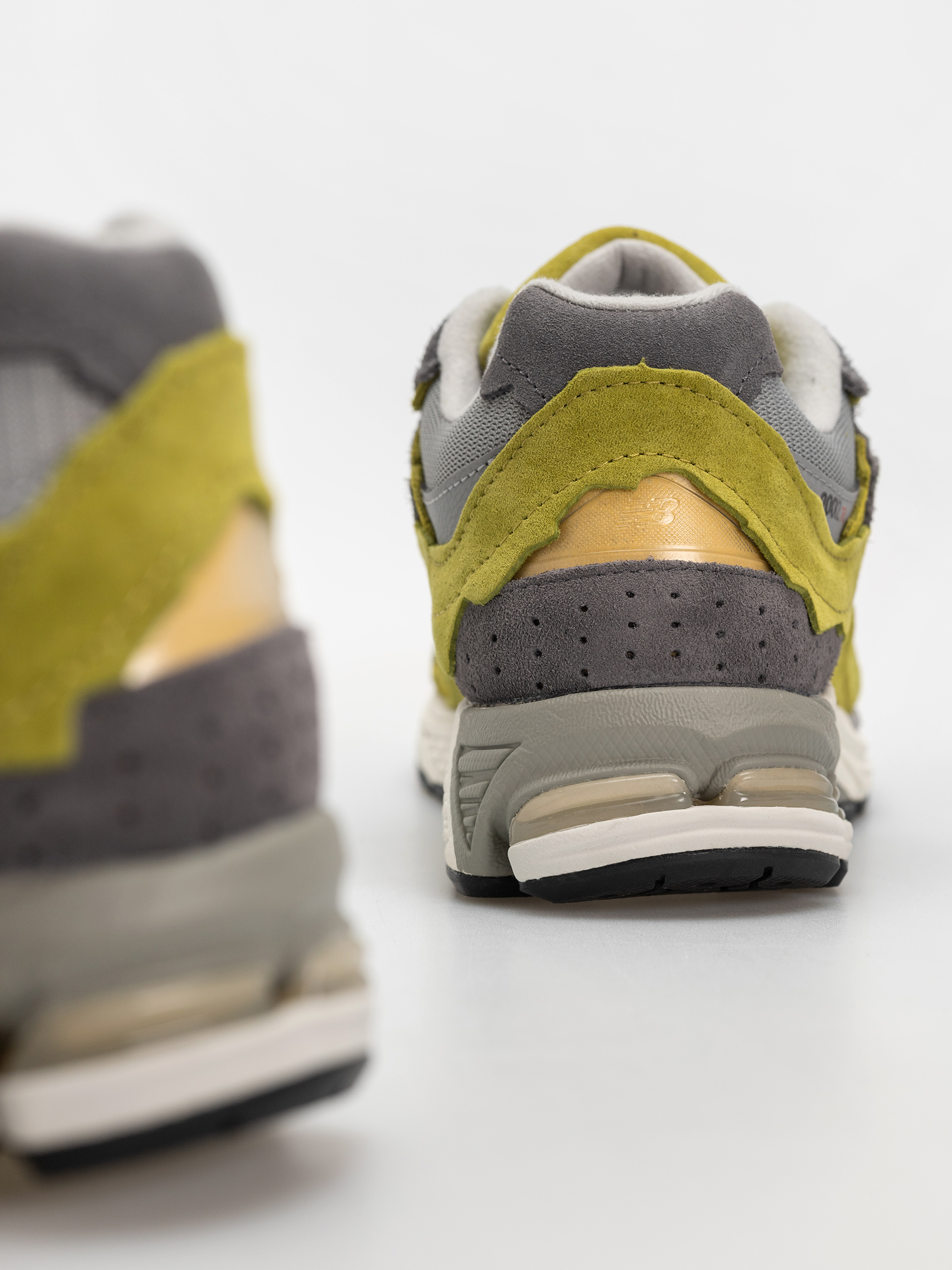 Topánky New Balance 2002 (sea moss/raincloud)