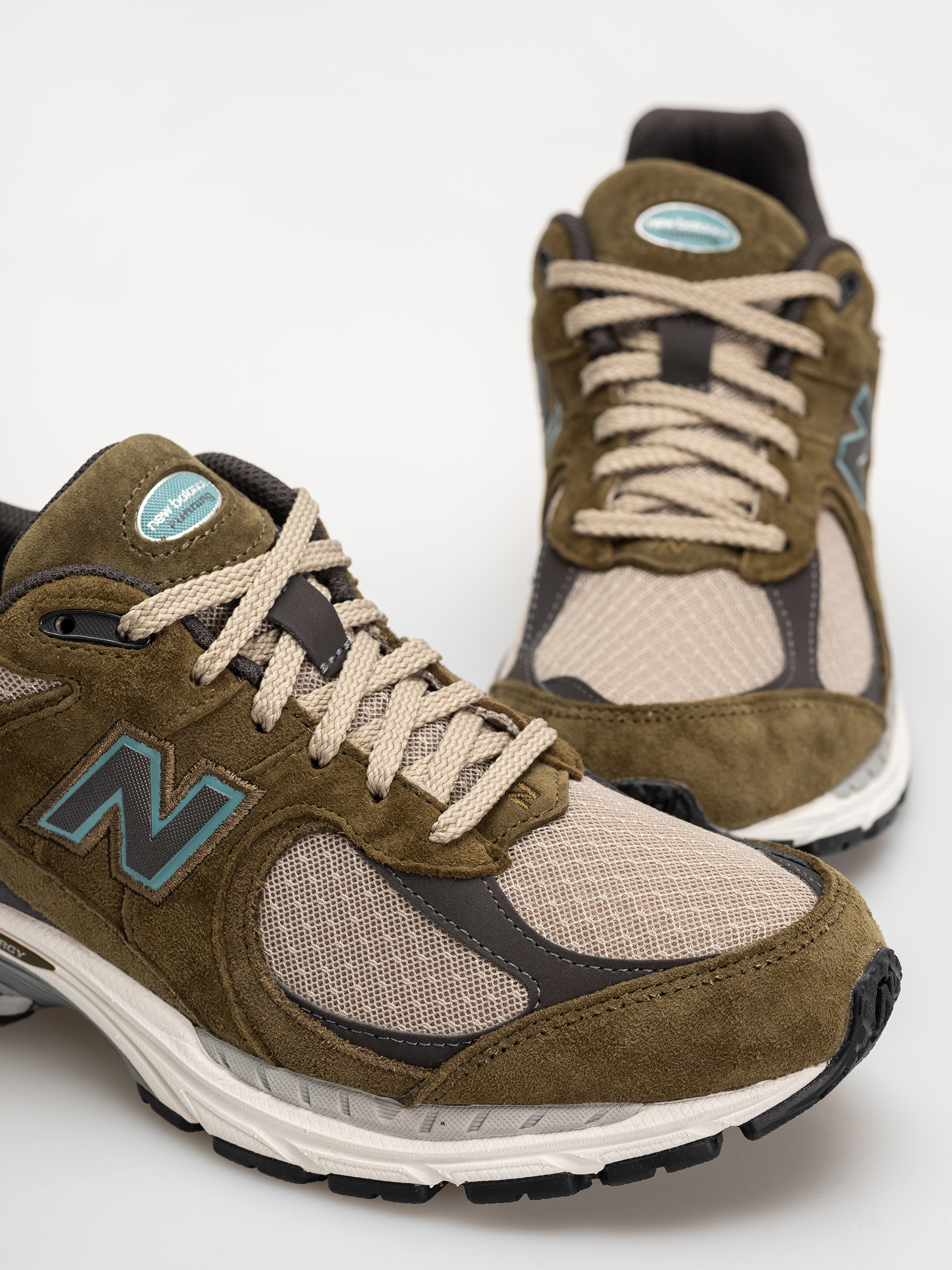 Topánky New Balance 2002 (woodland/stoneware)