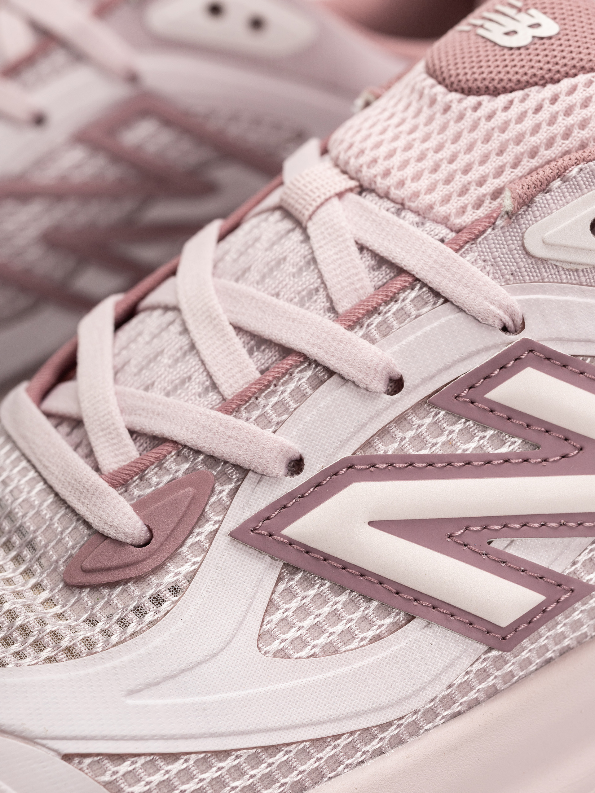 Topánky New Balance UTRN (stone pink/rosewood)