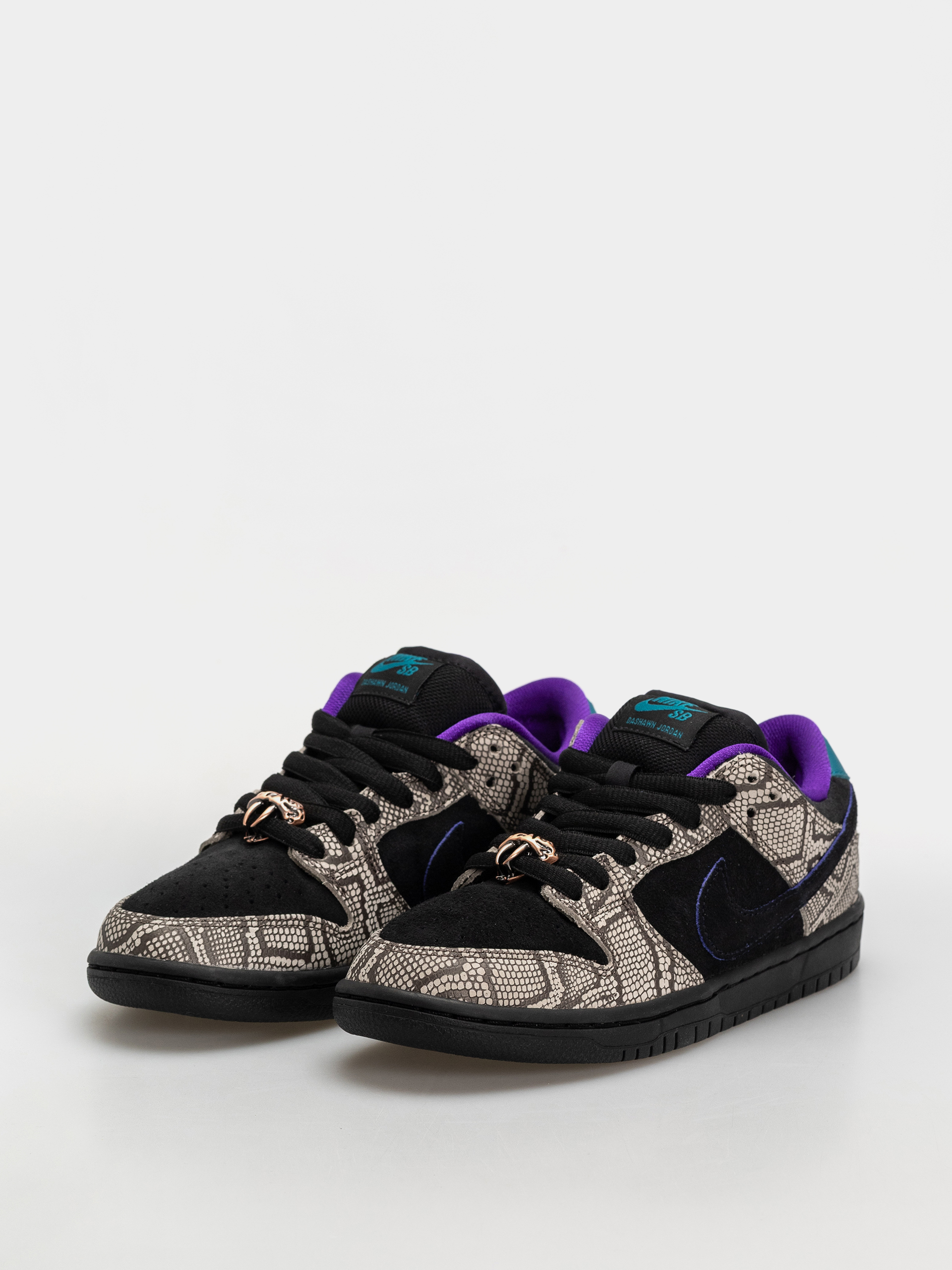 Topánky Nike SB Dunk Low Pro (string/black bright spruce fierce purple)