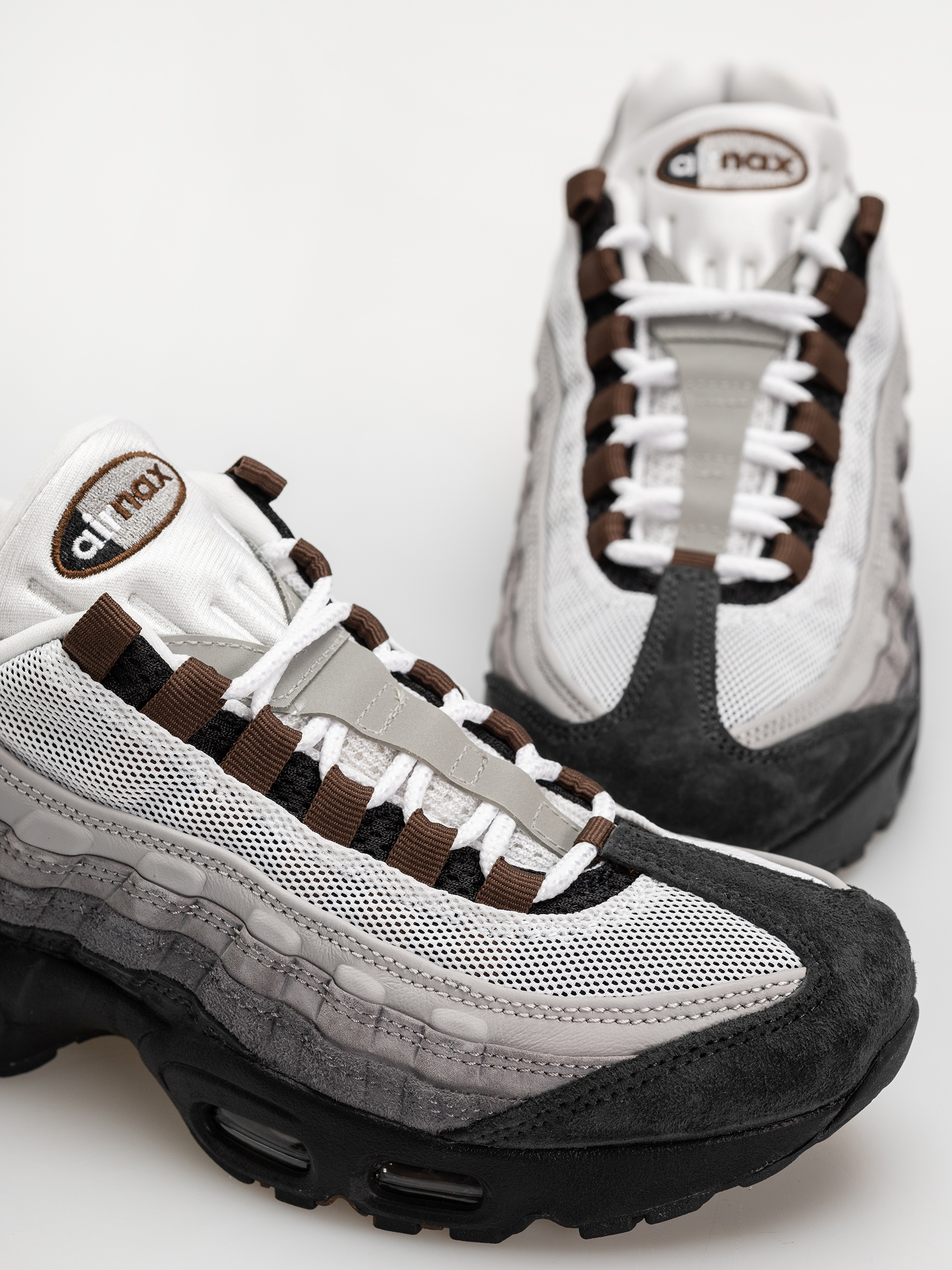 Topánky Nike SB Air Max 95 (black/cacao wow anthracite lt graphite)