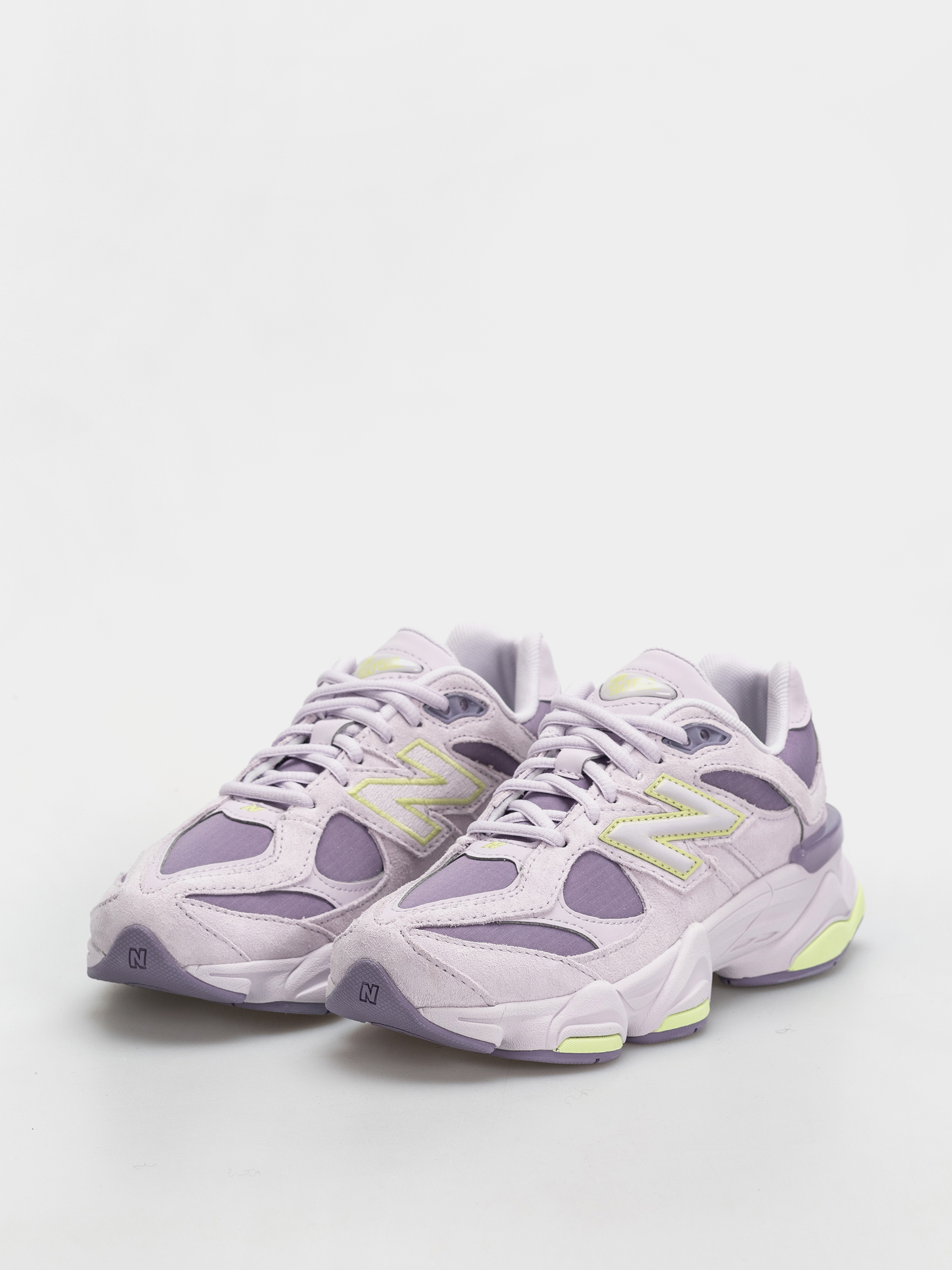 Topánky New Balance 9060 JR (taro/dry lime)