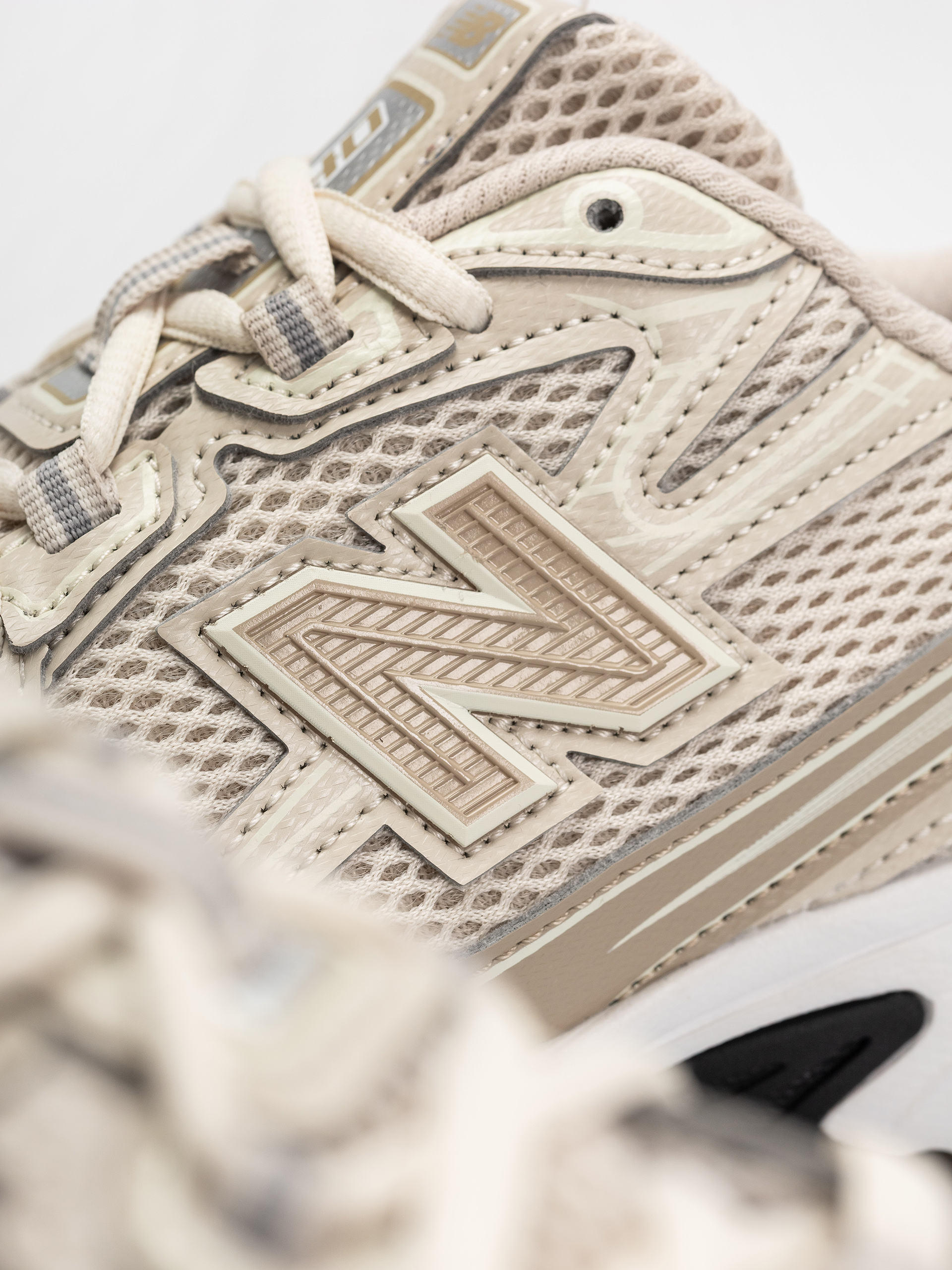 Topánky New Balance 740 JR (timberwolf/stoneware)