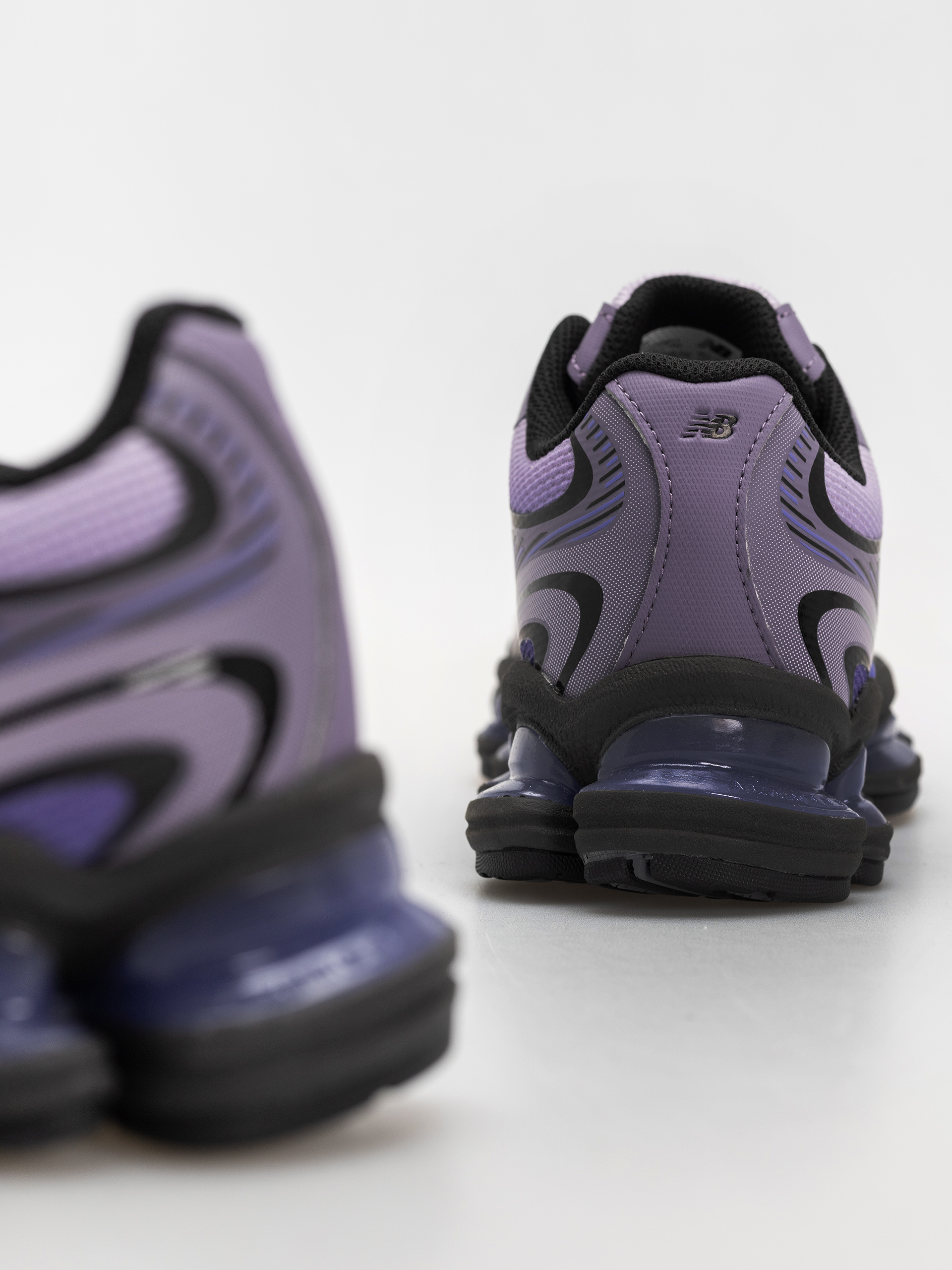 Topánky New Balance 2000 (taro/electric indigo/neptune grey)