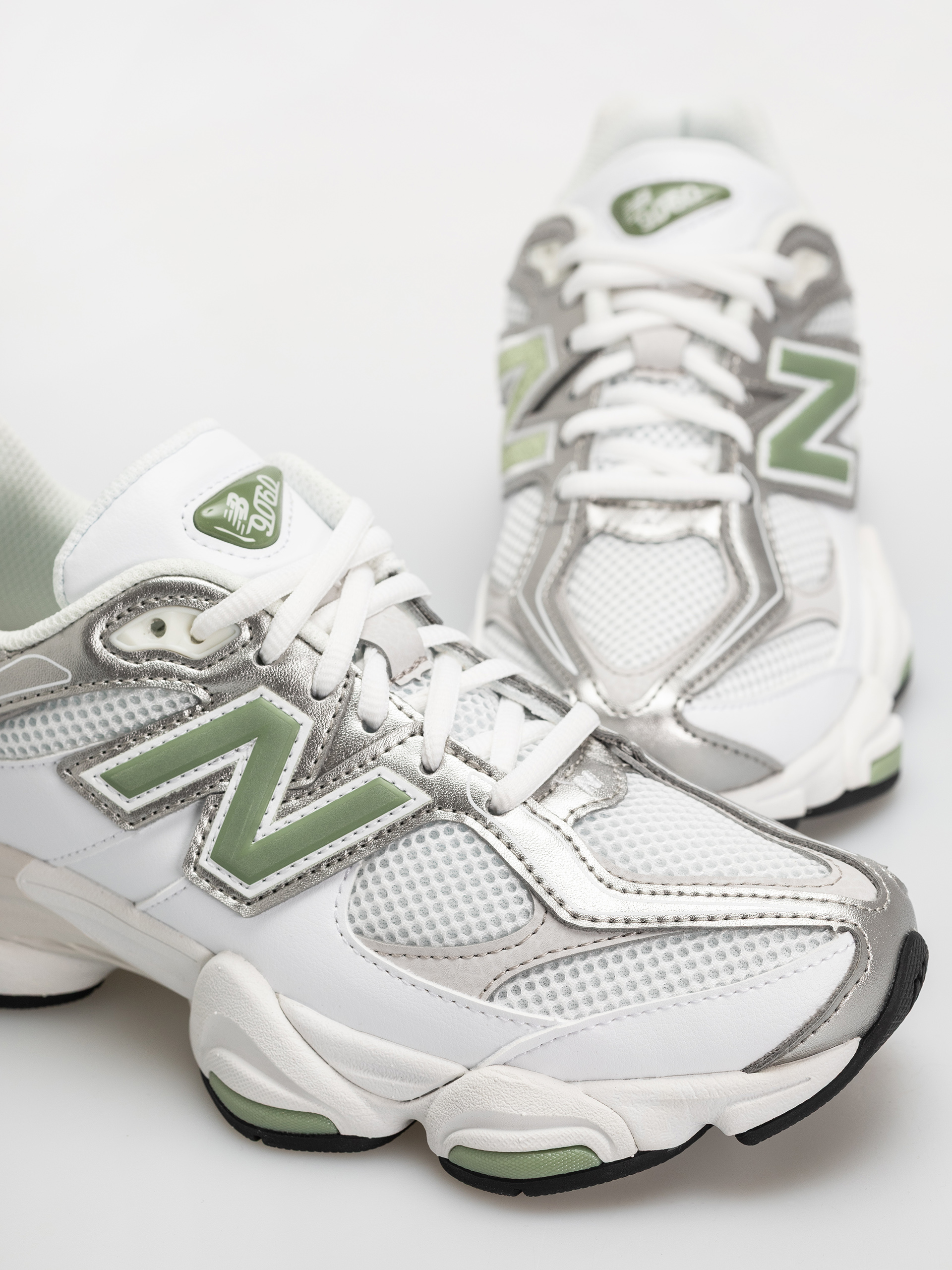 Topánky New Balance 9060 (103 white/oregano)