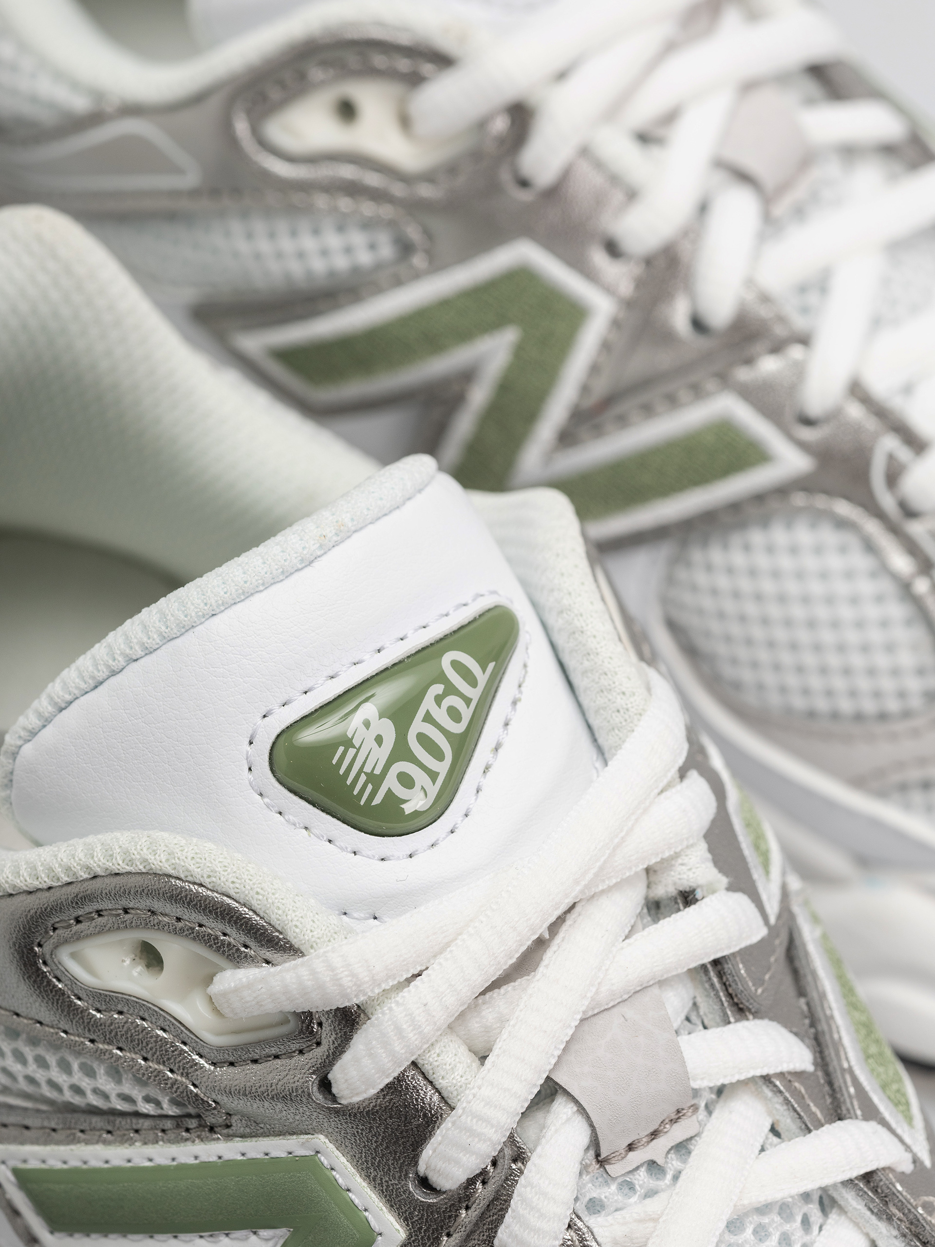 Topánky New Balance 9060 (103 white/oregano)