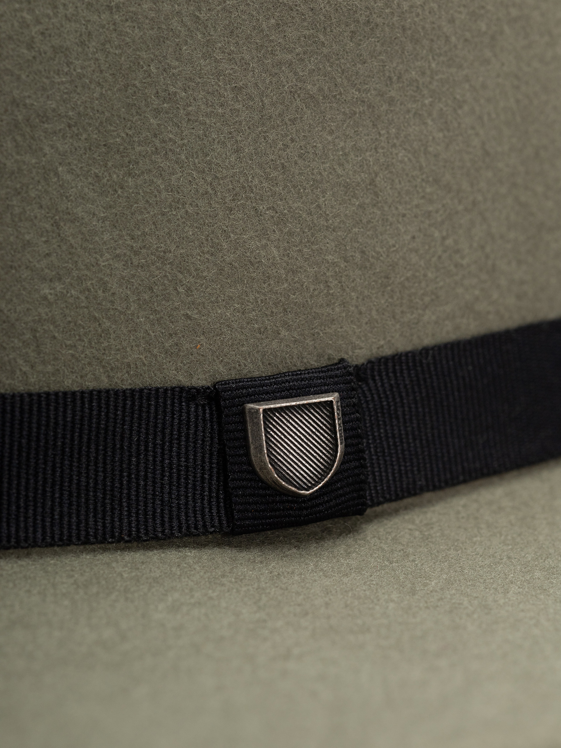 Klobúk Brixton Messer Packable Fedora (olive surplus/black)