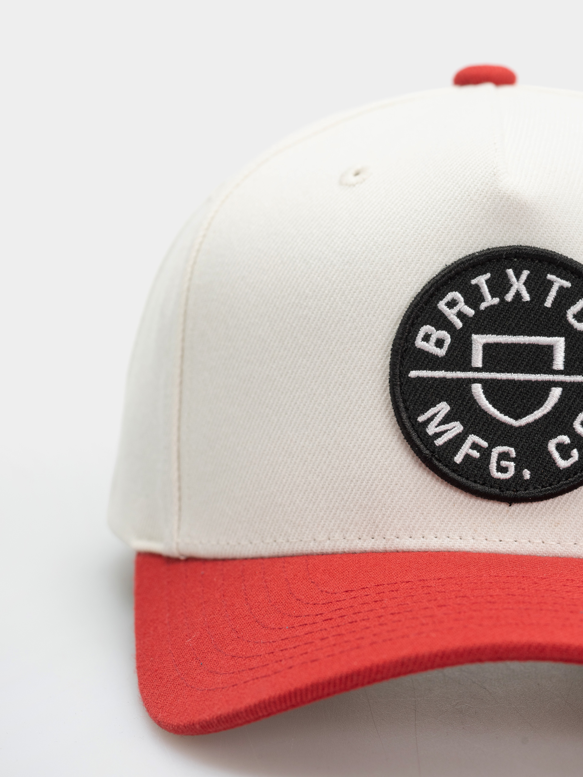 Šiltovka Brixton Crest C Mp Snapback (off white/adrenaline rush)