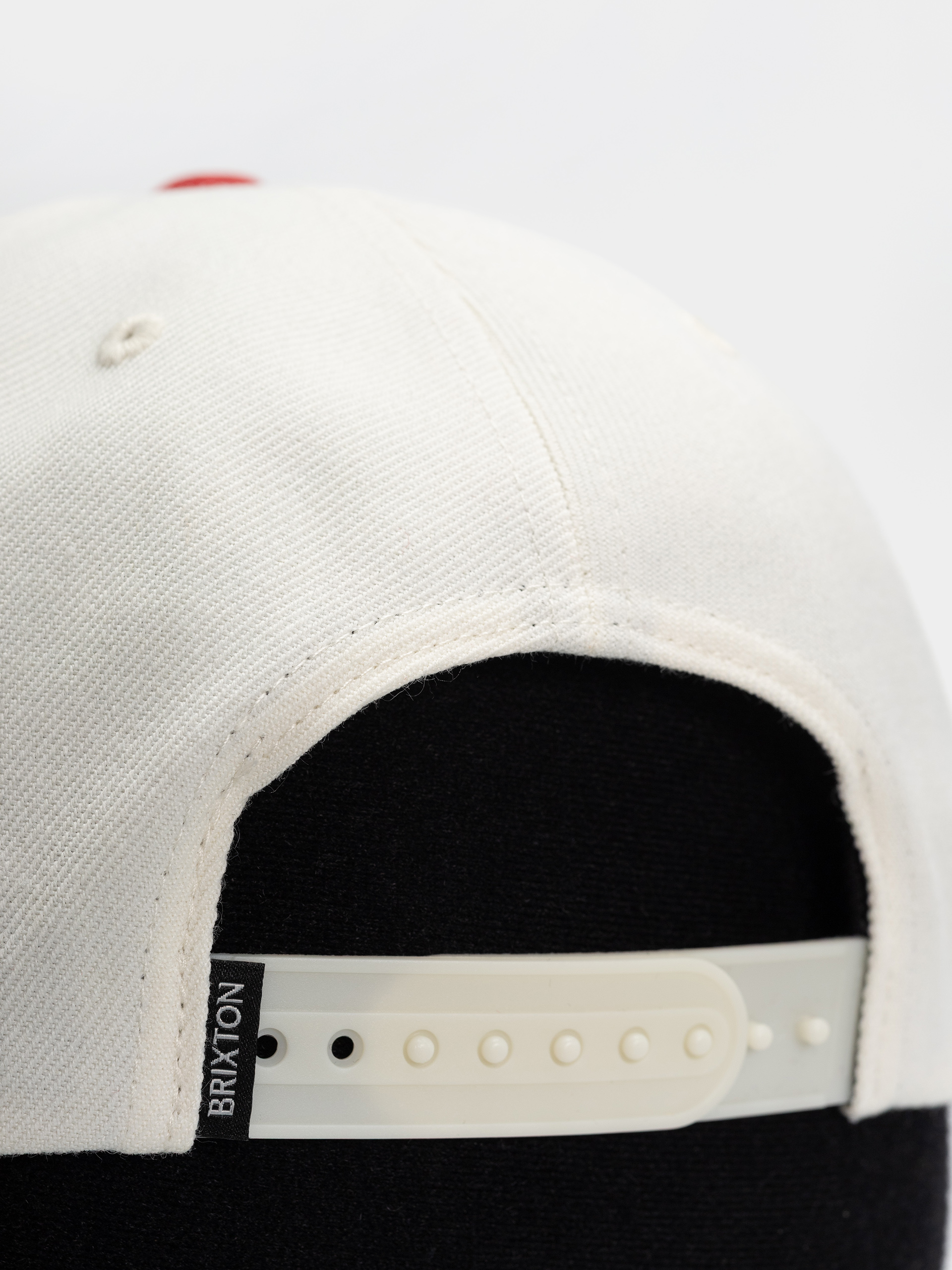Šiltovka Brixton Crest C Mp Snapback (off white/adrenaline rush)