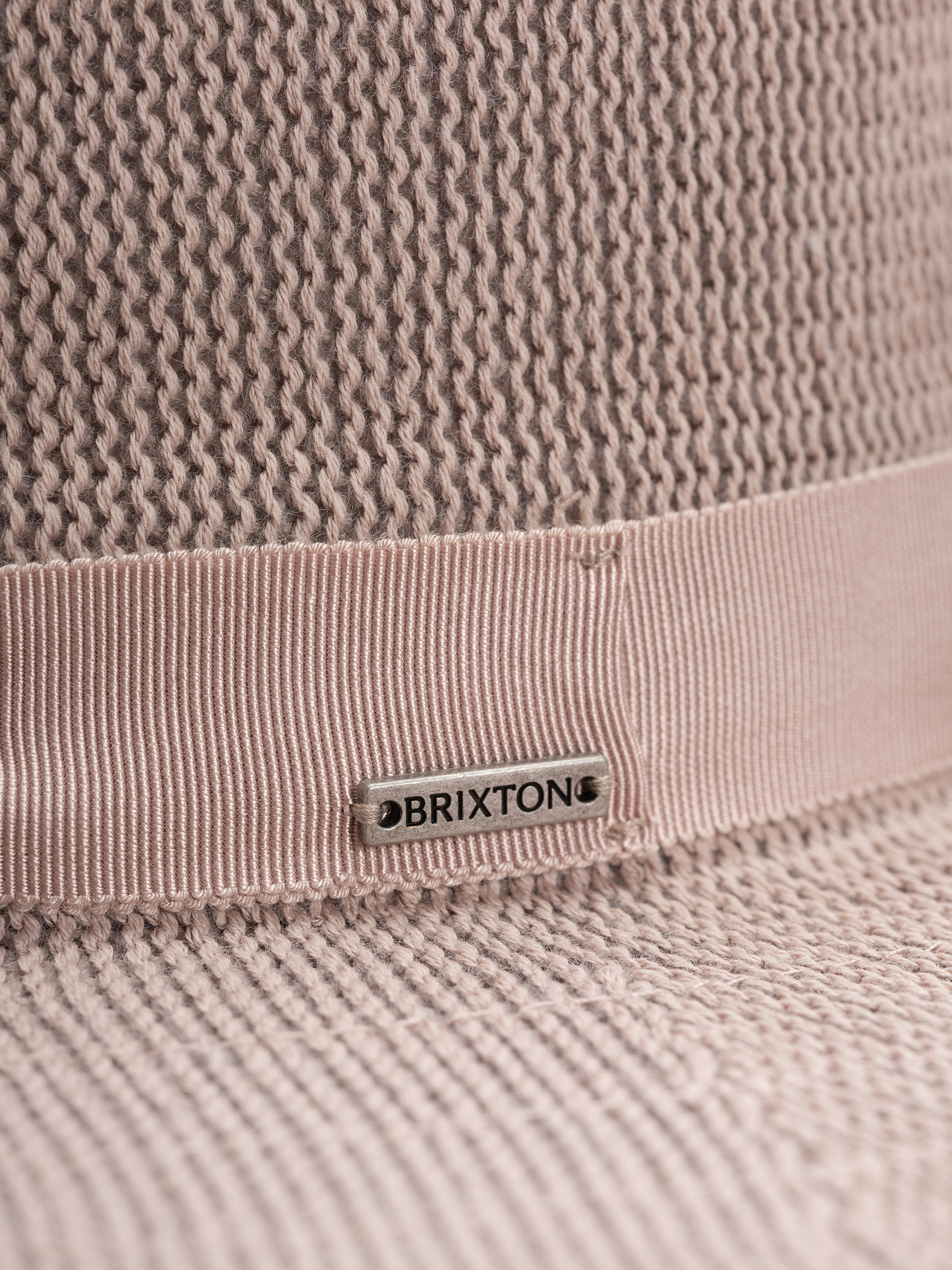 Klobúk Brixton Lyons Knit Packable Wmn (chalk pink)