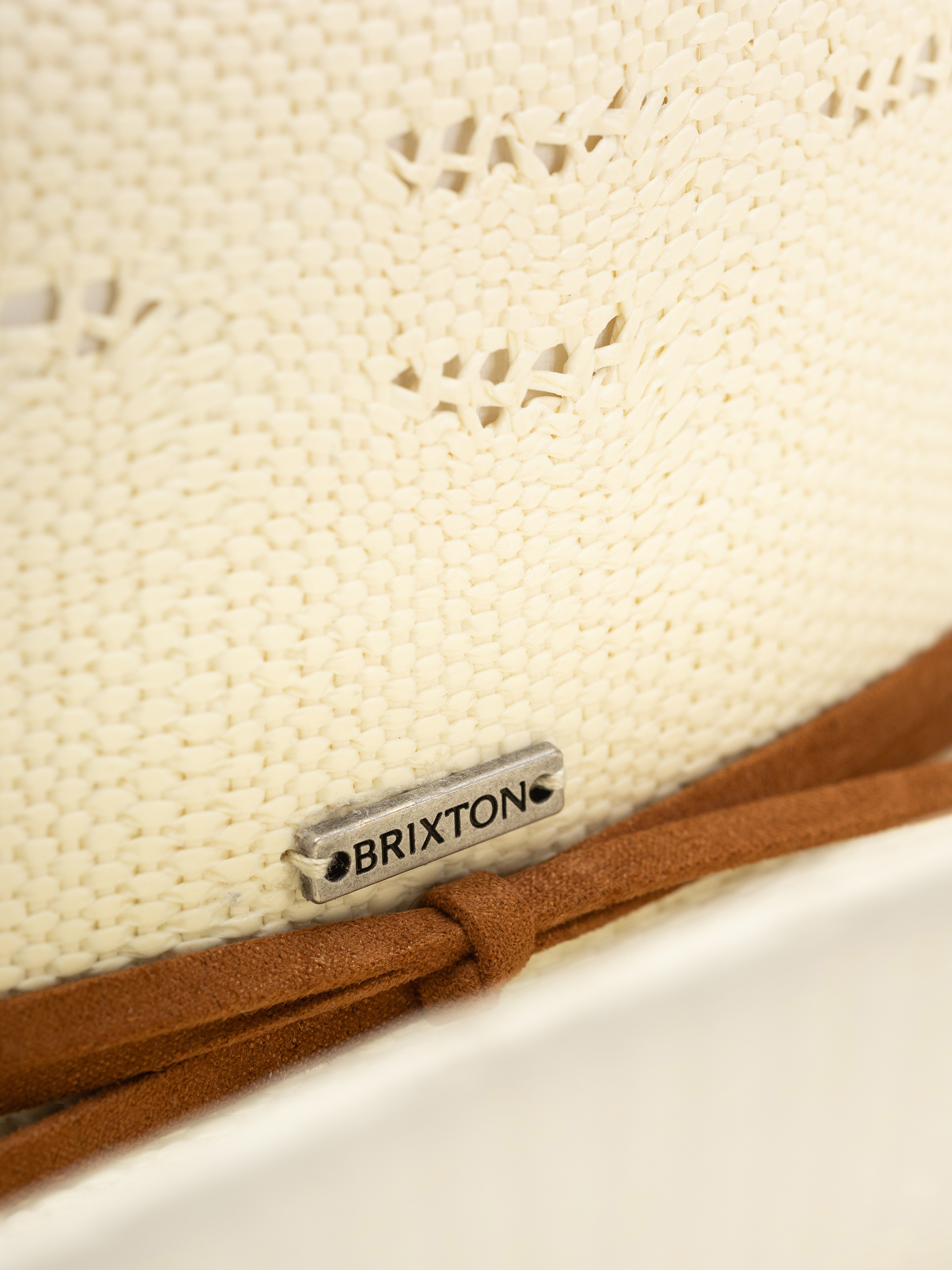 Klobúk Brixton Laredo Straw Cowboy (bone)