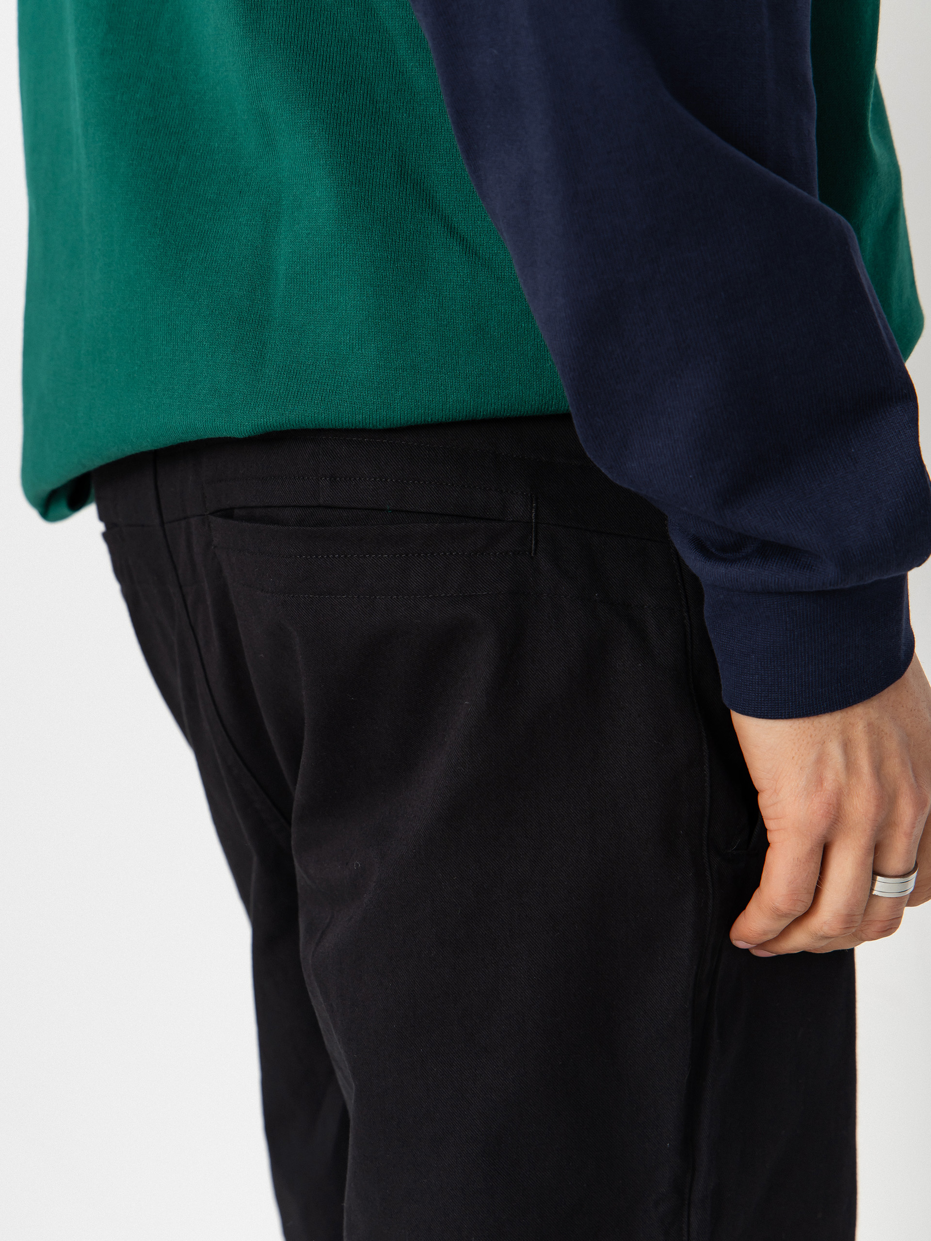 Nohavice adidas Skt Chino (black)