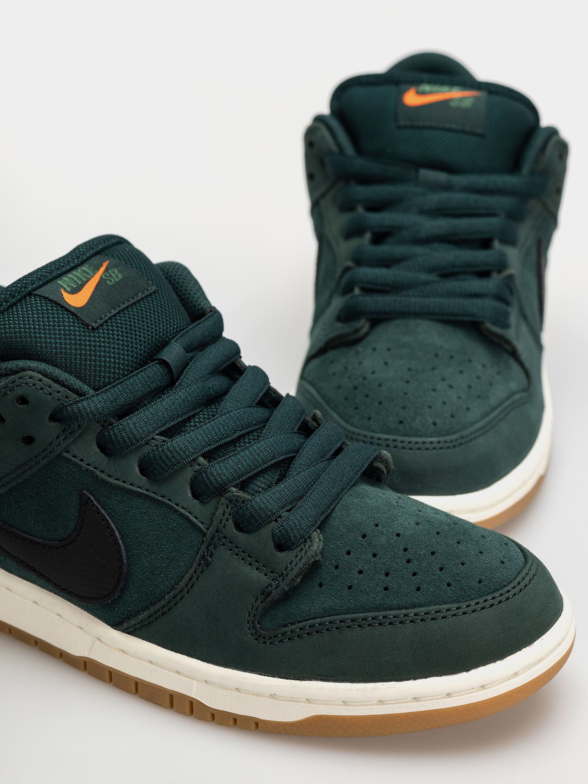 Topánky Nike SB Dunk Low Pro (deep fir/black fir sail)