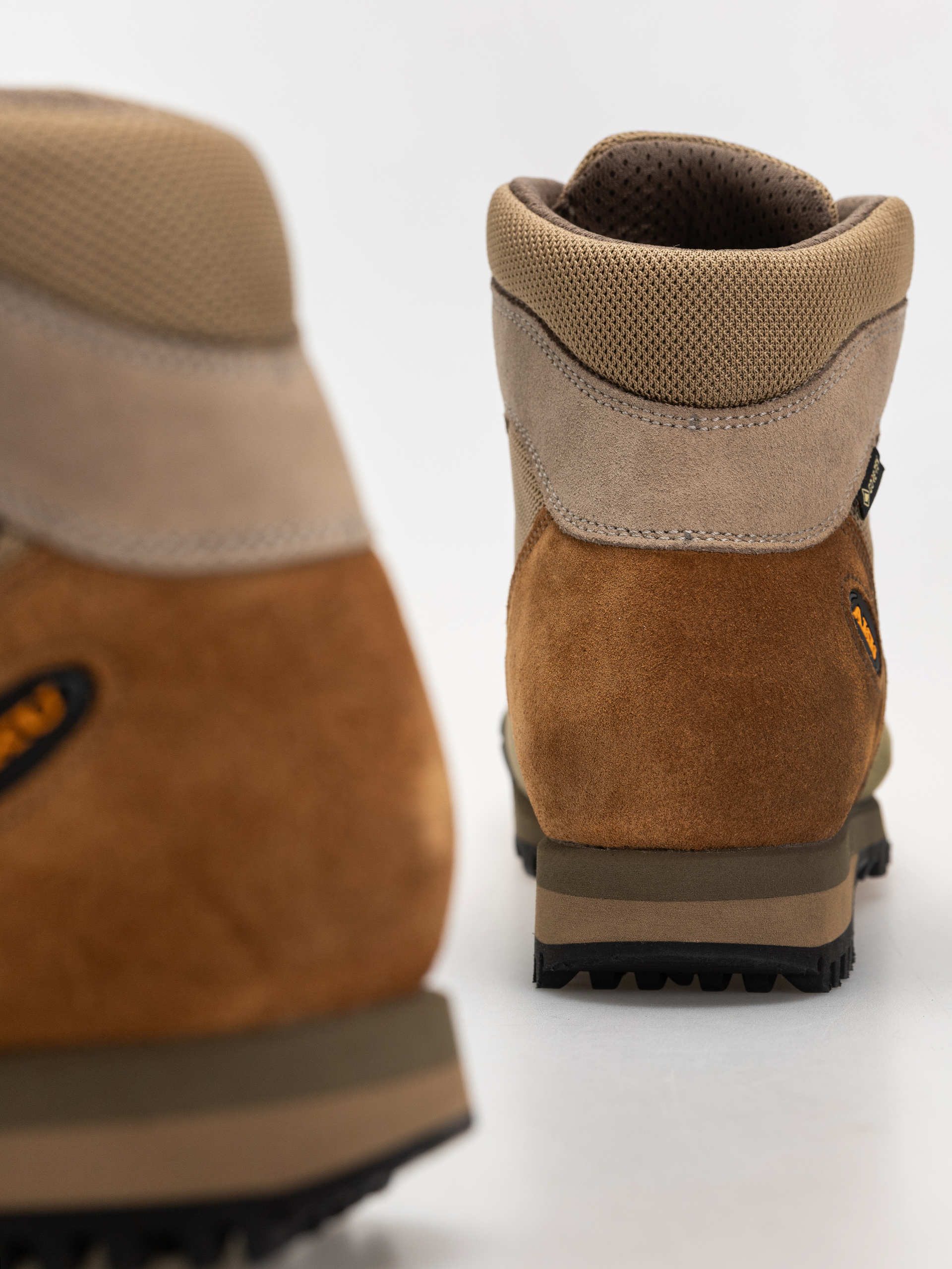 Topánky AKU Ultra Light Original GTX (sand/olive)
