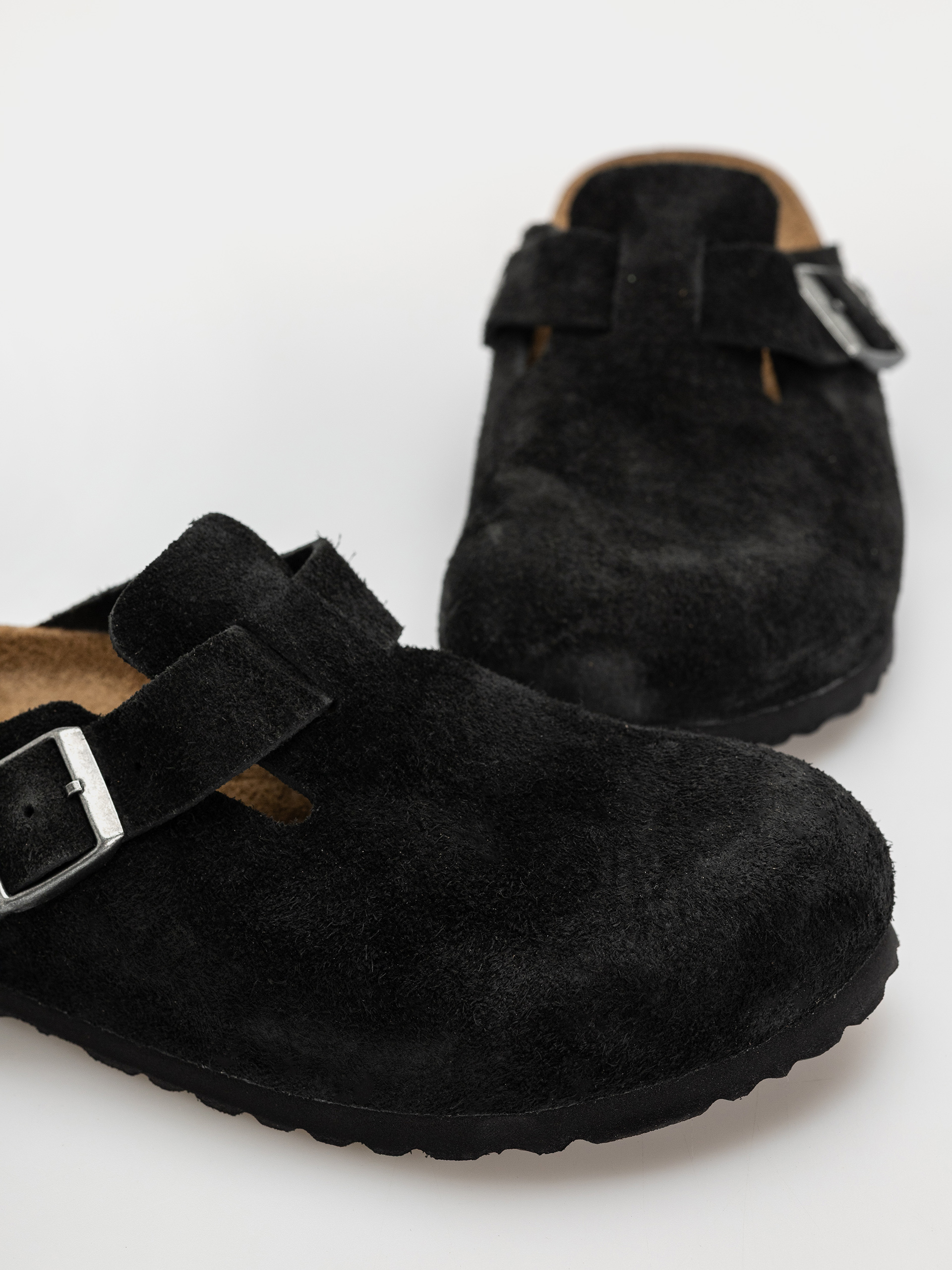 Šľapky Birkenstock Boston Suede Leather Narrow (black)