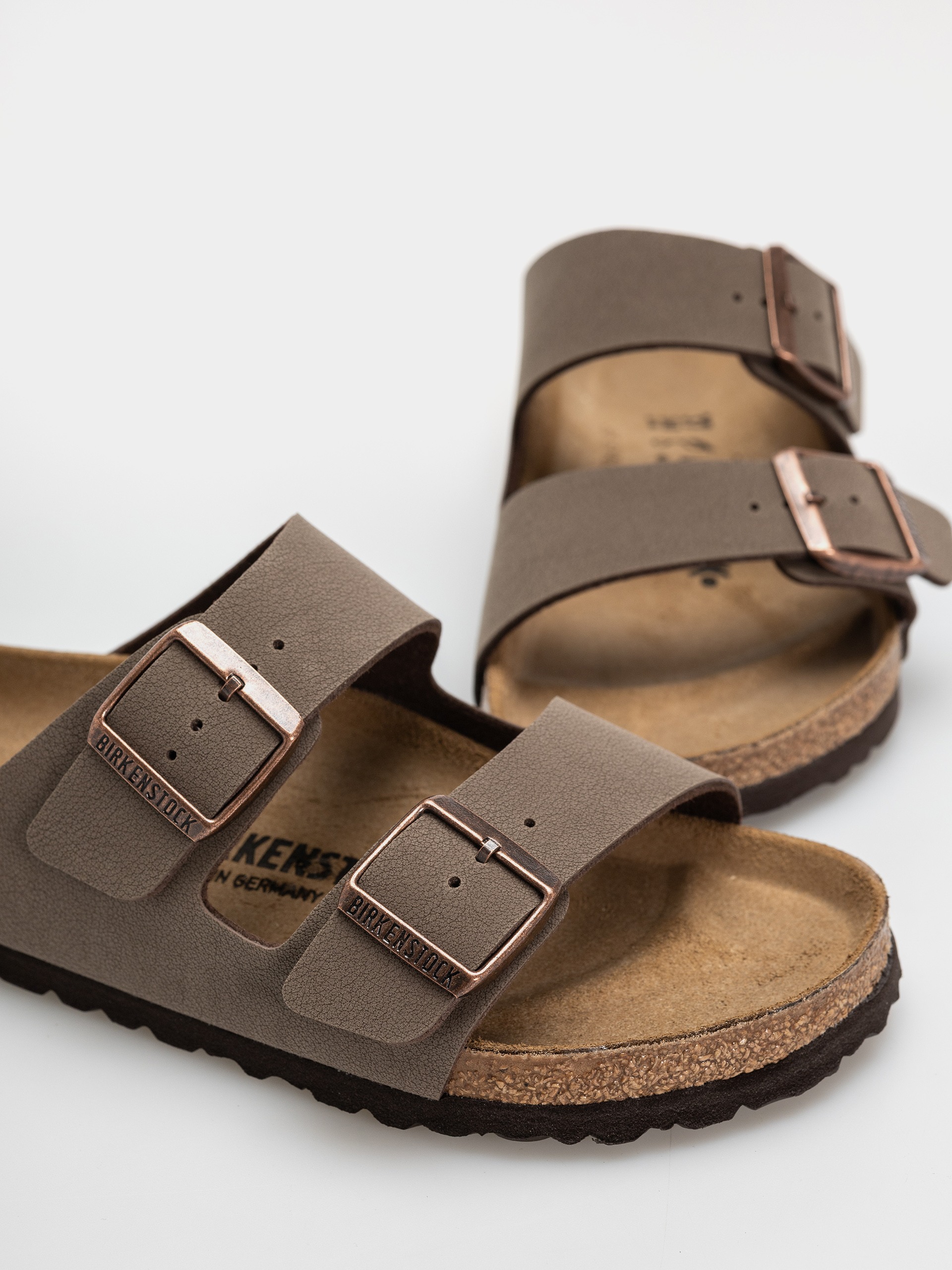 Šľapky Birkenstock Arizona Birkibuc Regular (mocca)