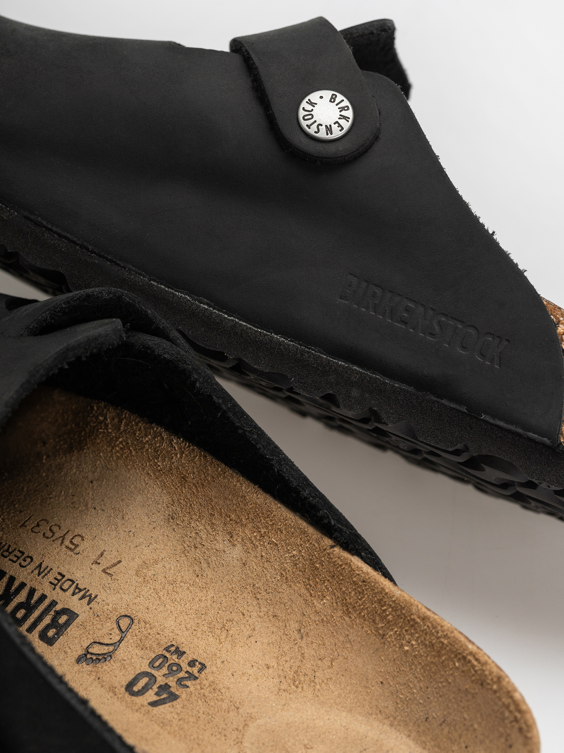 Šľapky Birkenstock Boston Oiled Leather Regular (black)