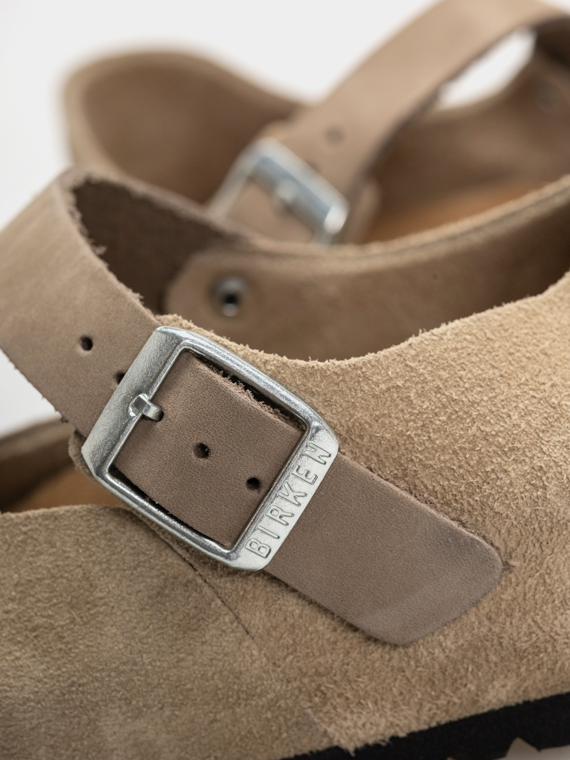 Šľapky Birkenstock Mantova Suede Leather Narrow Wmn (taupe)