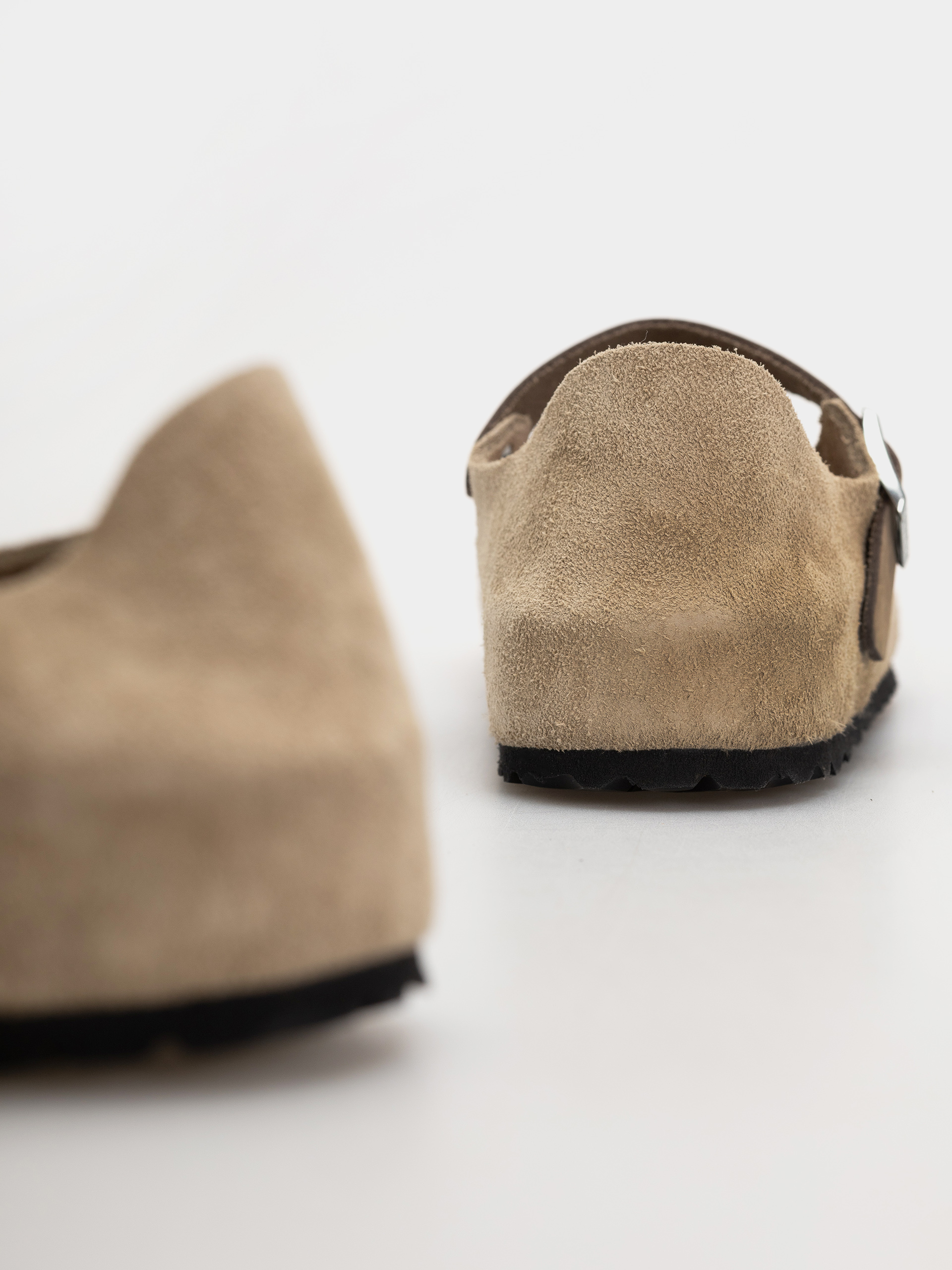 Šľapky Birkenstock Mantova Suede Leather Narrow Wmn (taupe)