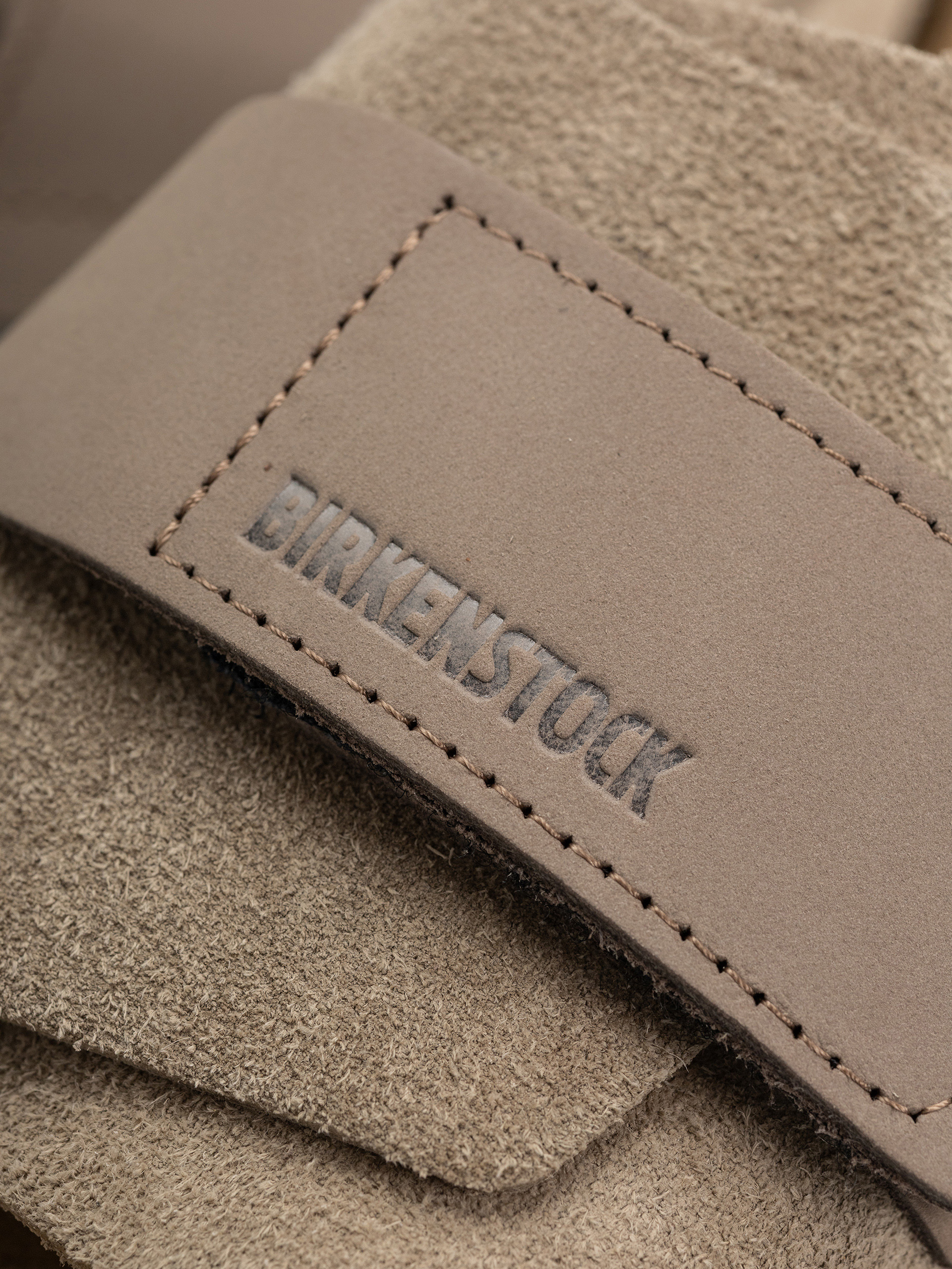 Šľapky Birkenstock Kyoto Nubuck Suede Leather Regular (taupe)