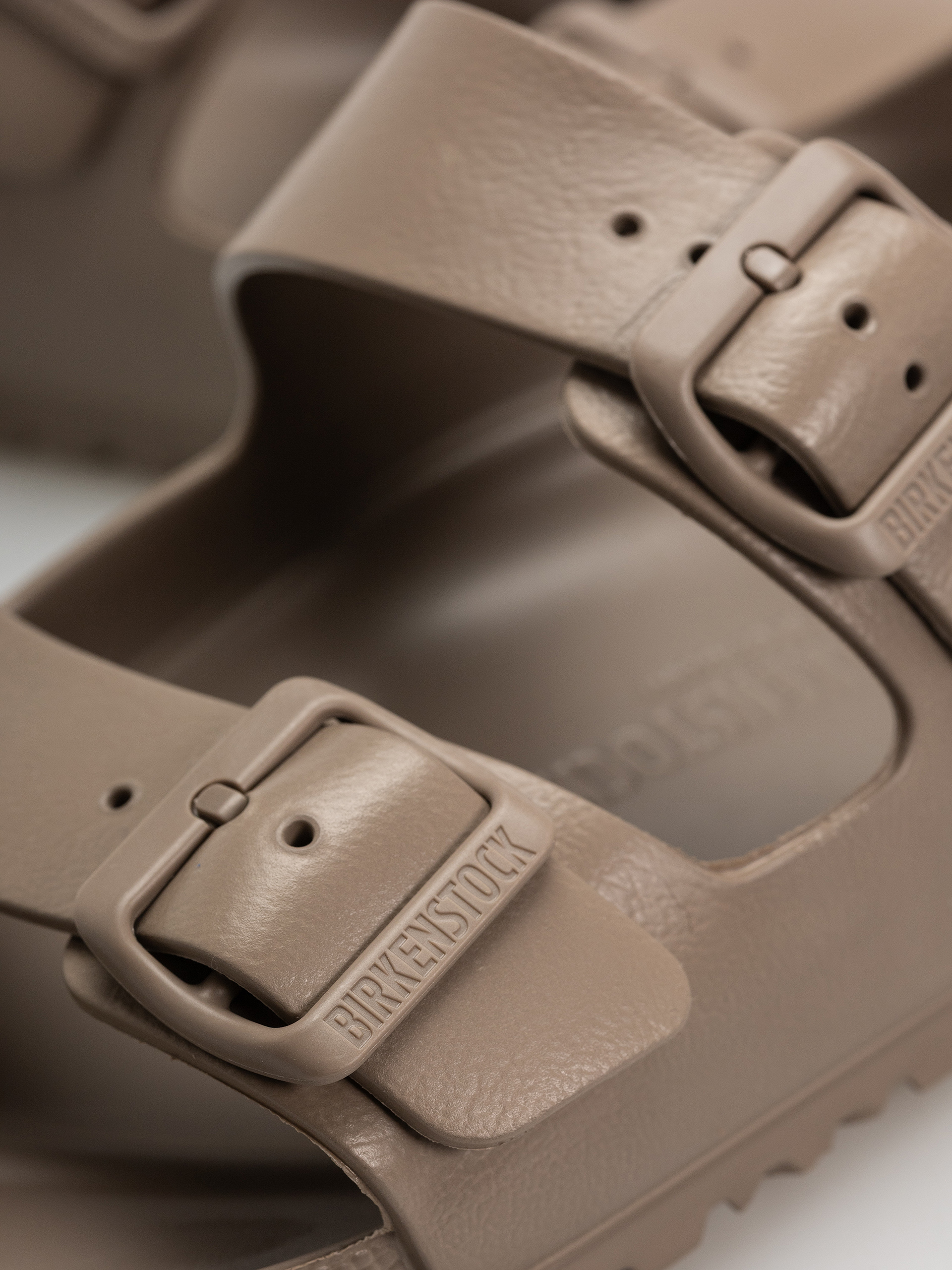 Šľapky Birkenstock Arizona Essentials EVA Regular (gray taupe)
