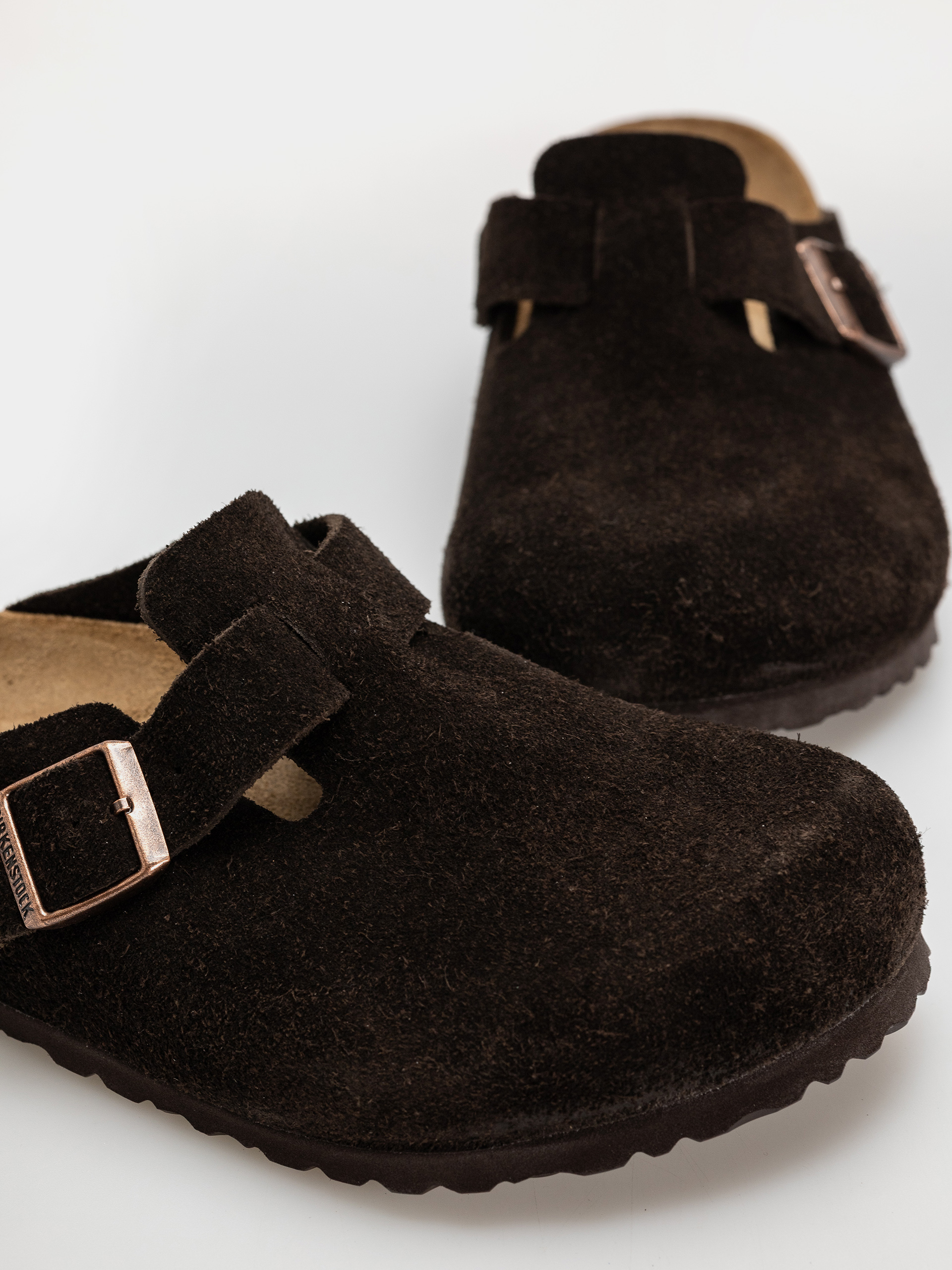 Šľapky Birkenstock Boston Suede Regular (mocha)