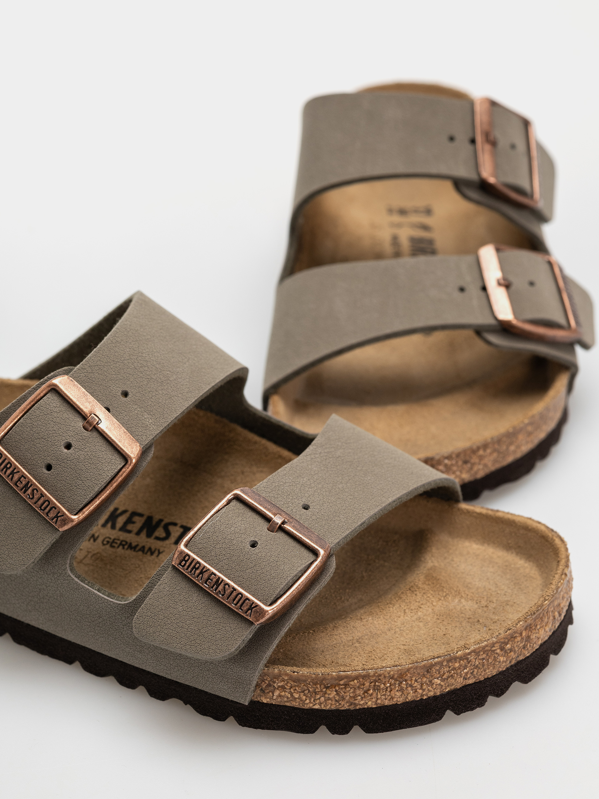 Šľapky Birkenstock Arizona Birkibuc Regular (stone)