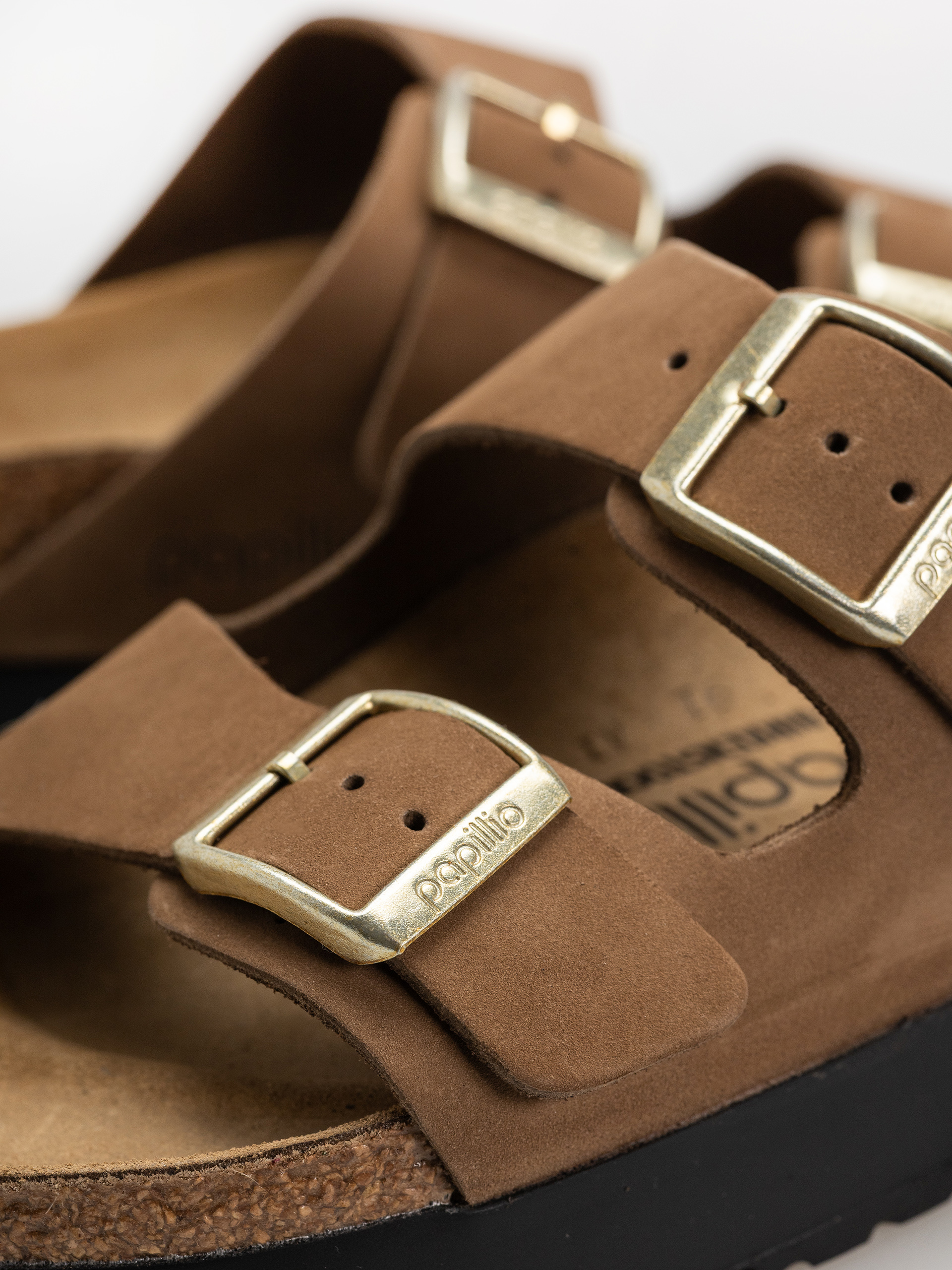 Šľapky Birkenstock Arizona Flex Platform Nubuck Leather Narrow Wmn (dark tea)