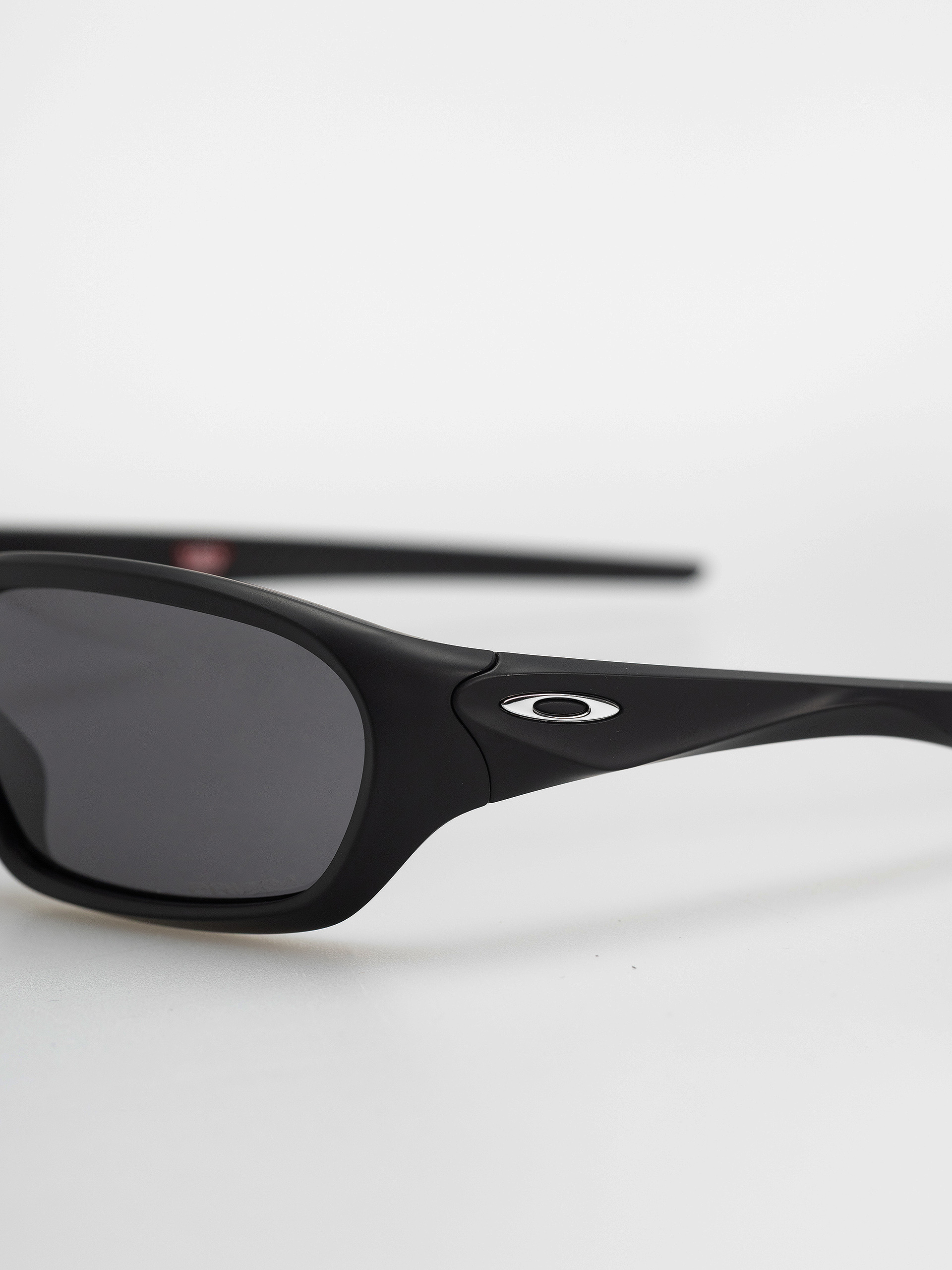 Slnečné okuliare Oakley Terraforma (matte black/prizm grey)