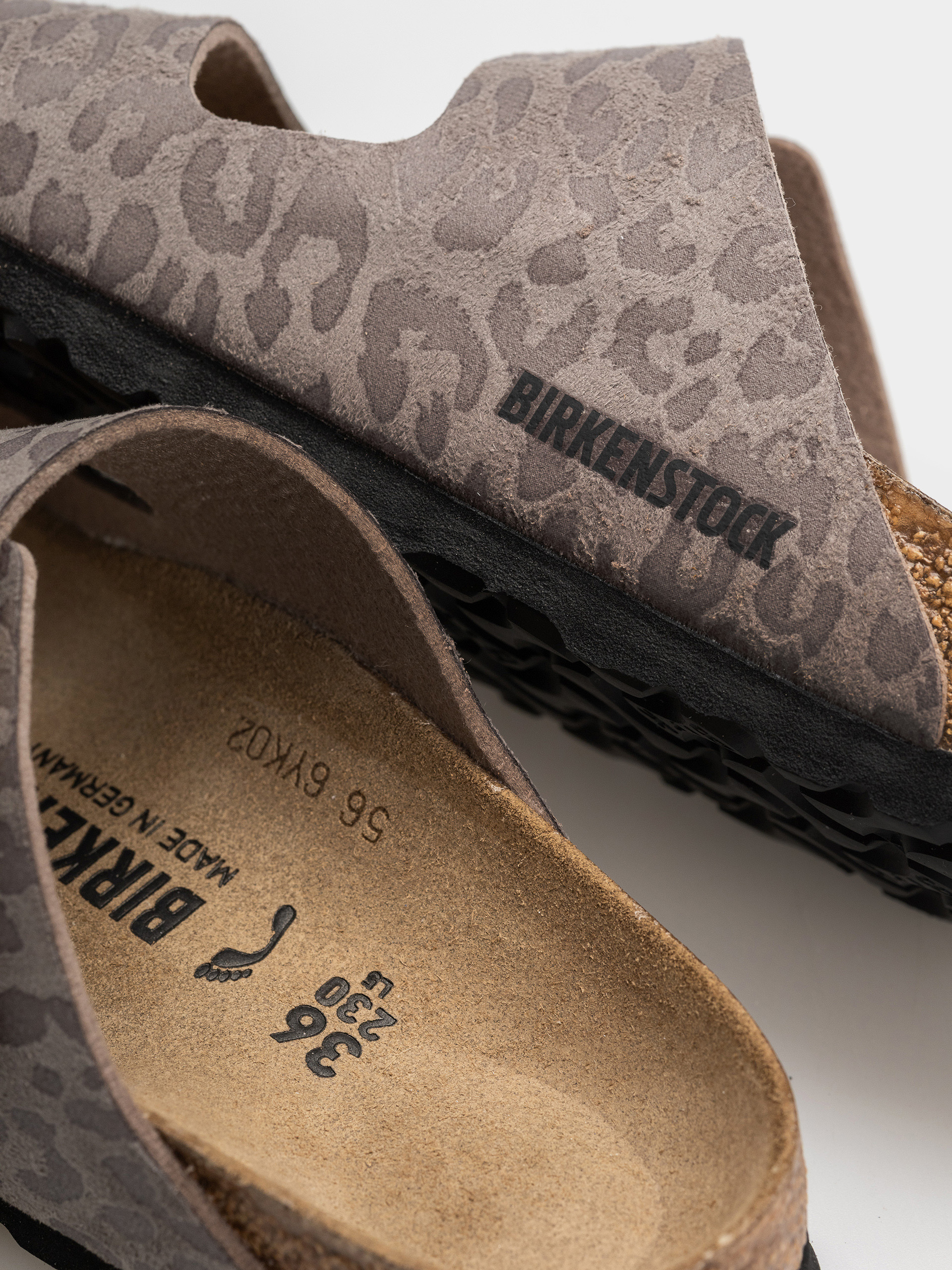 Šľapky Birkenstock Arizona Synthetics Narrow Wmn (syn leo grey taupe)