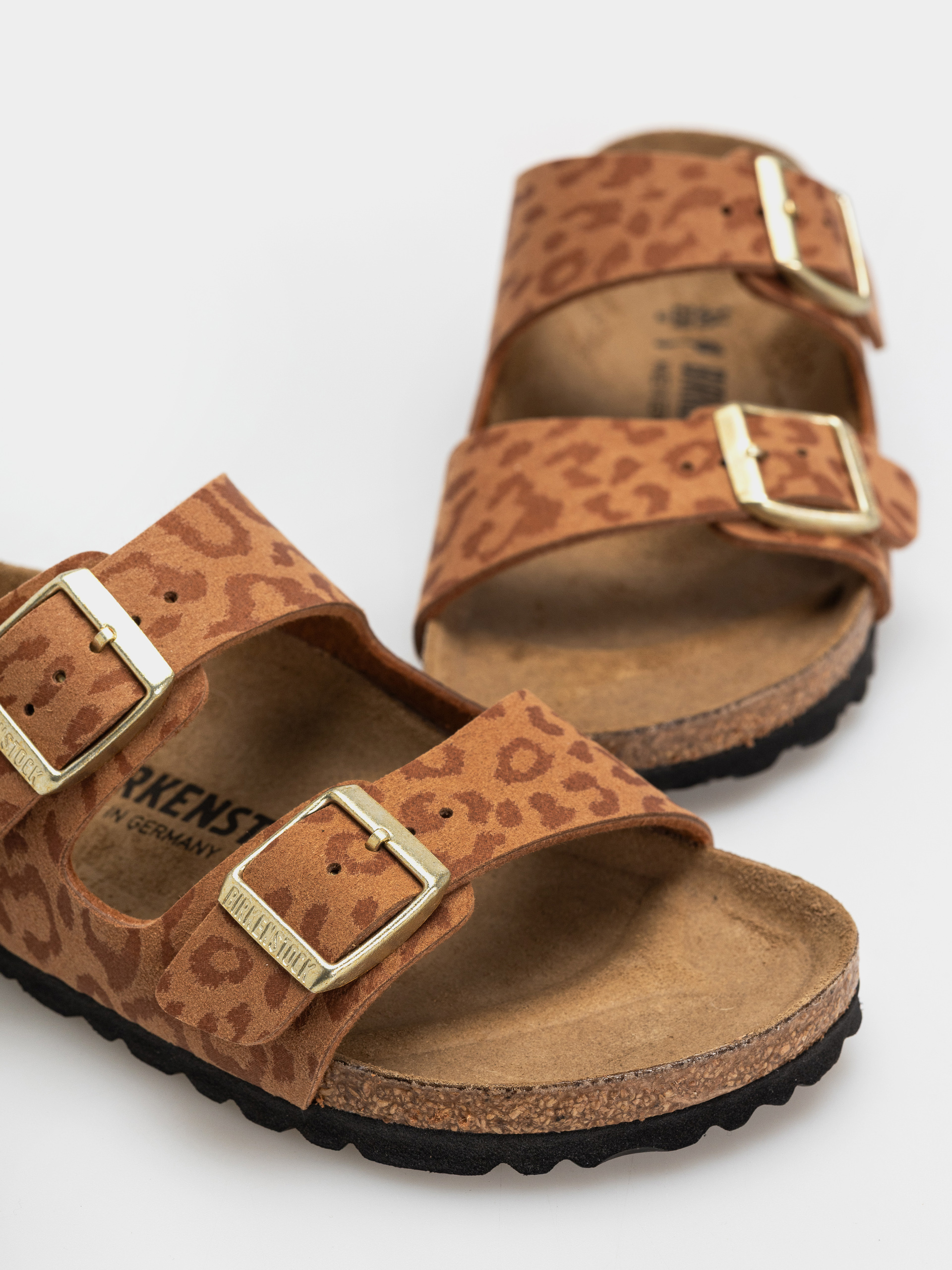 Šľapky Birkenstock Arizona Synthetics Narrow Wmn (syn leo pecan)