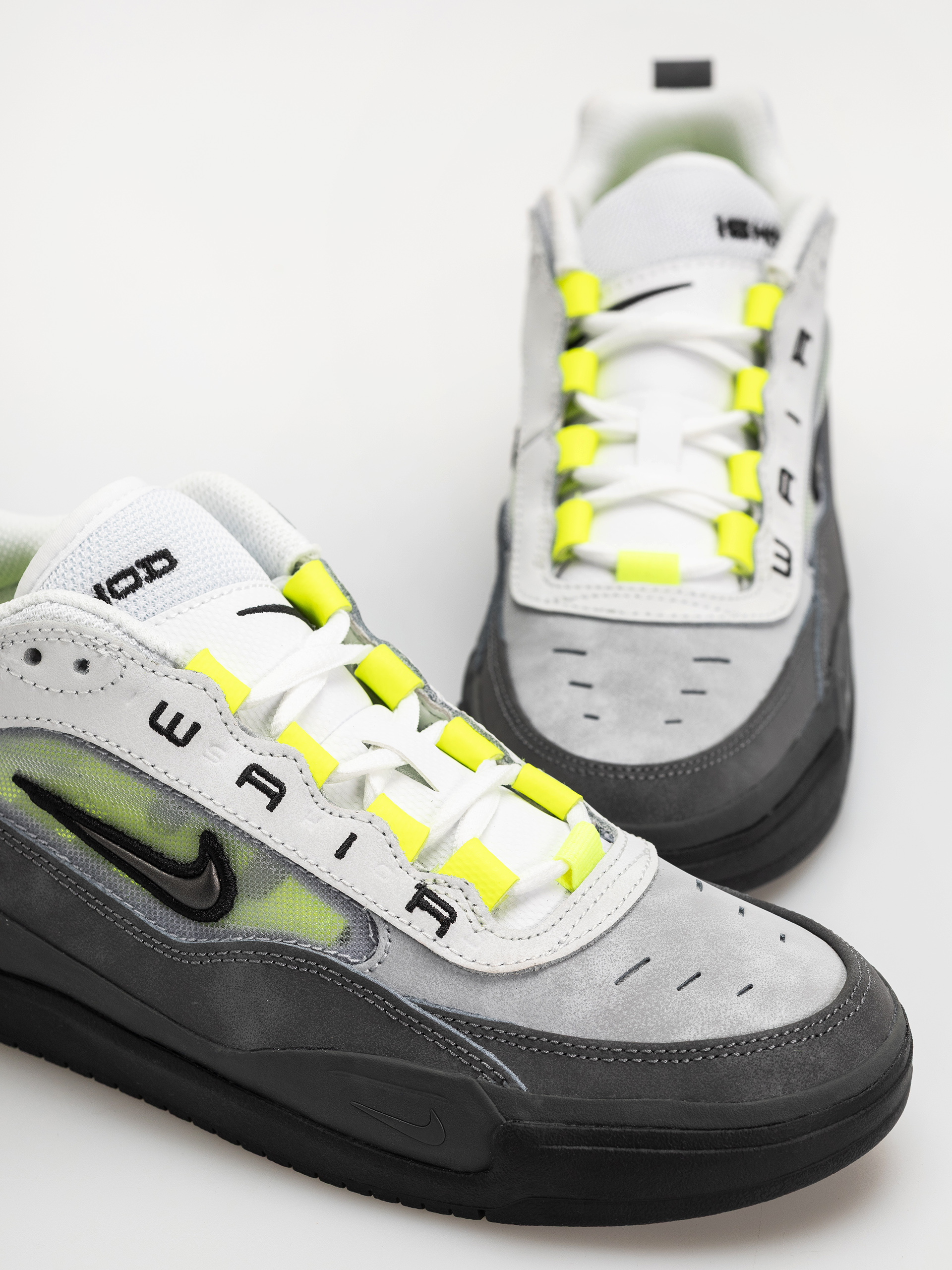 Topánky Nike SB Air Max Ishod (black/neon yellow anthracite lt graphite)