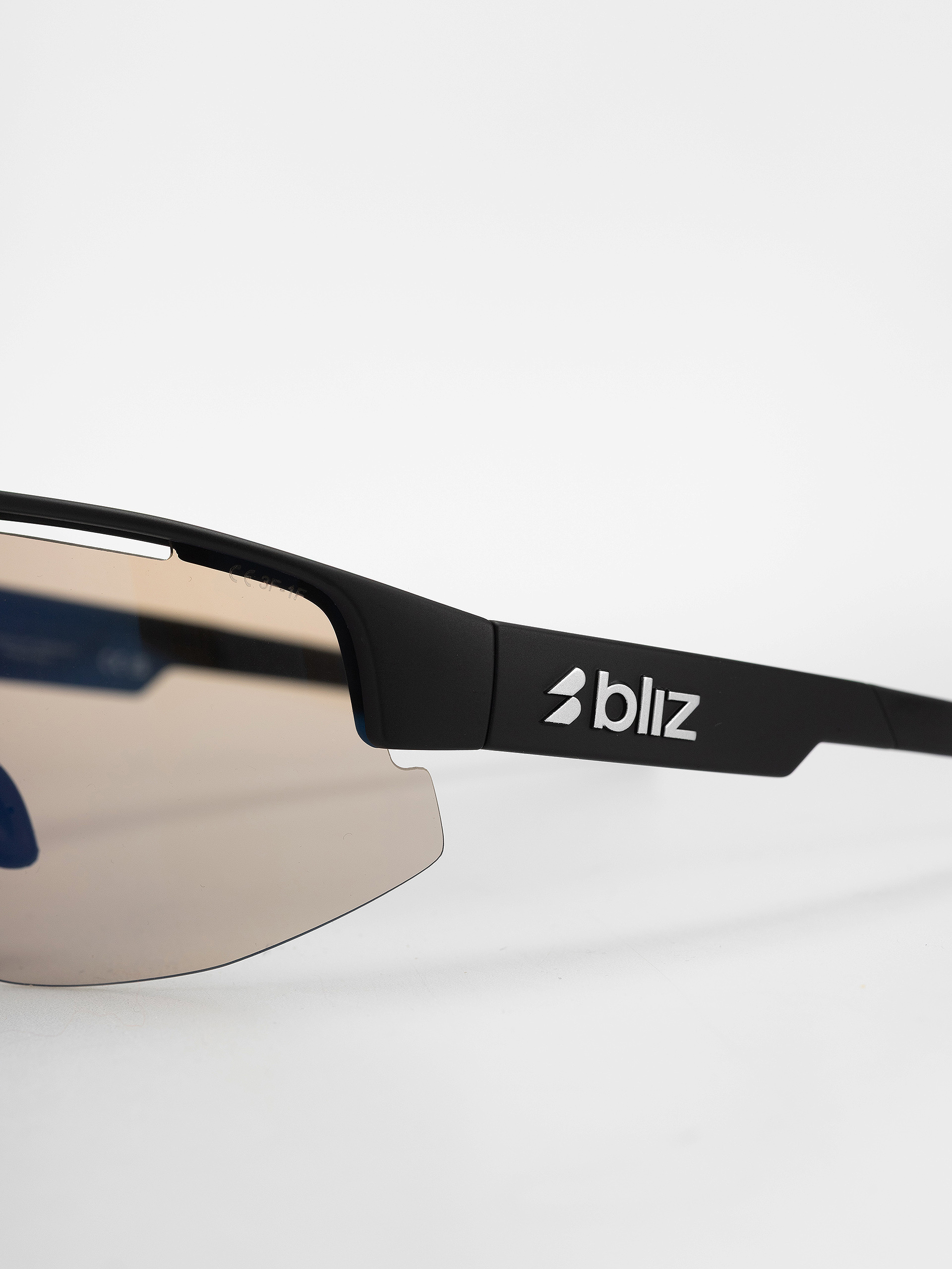 Slnečné okuliare Bliz Matrix (matt black/nano optics photochromic brown w blue multi)