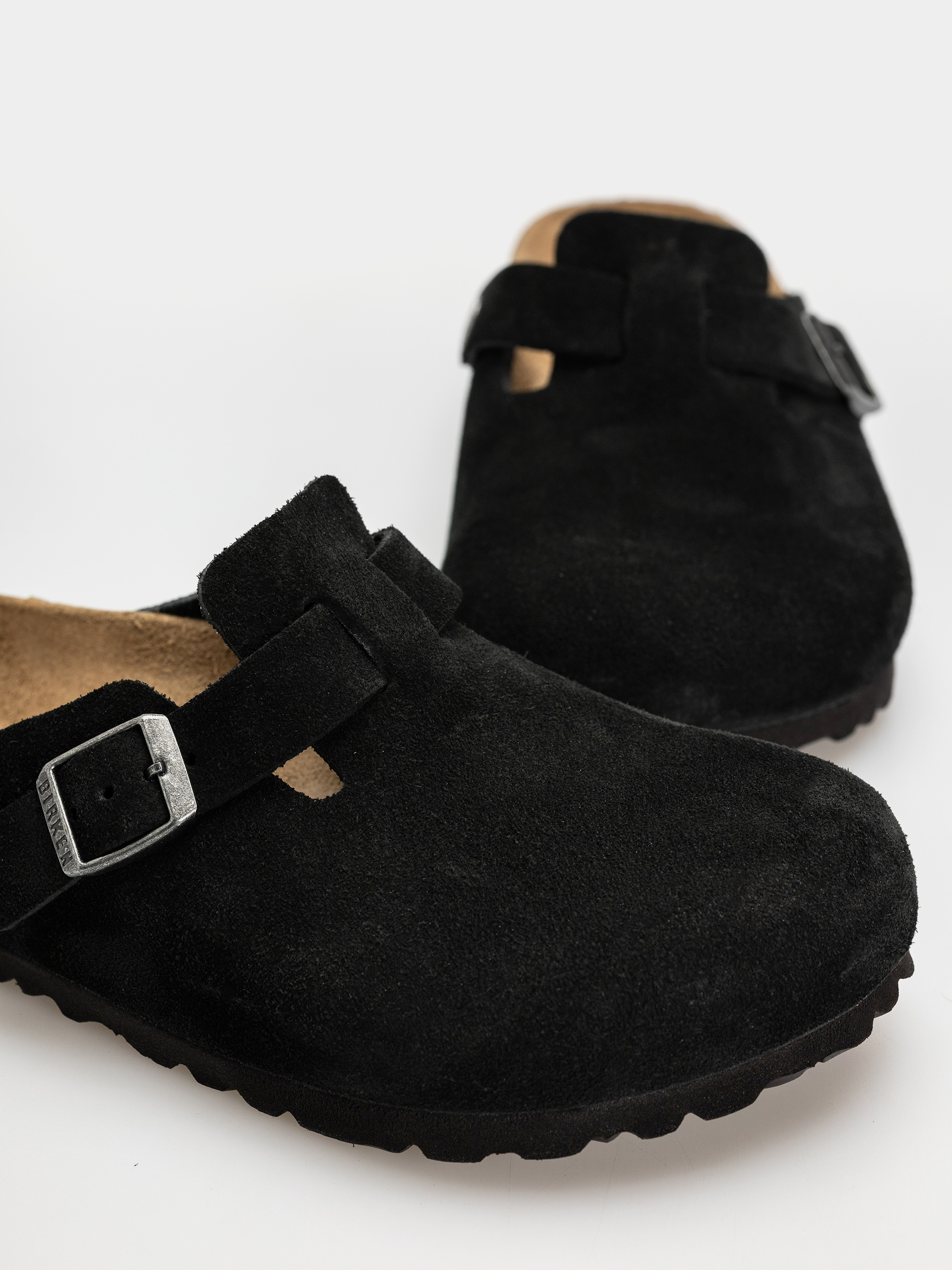 Šľapky Birkenstock Boston Suede Leather Regular (black)